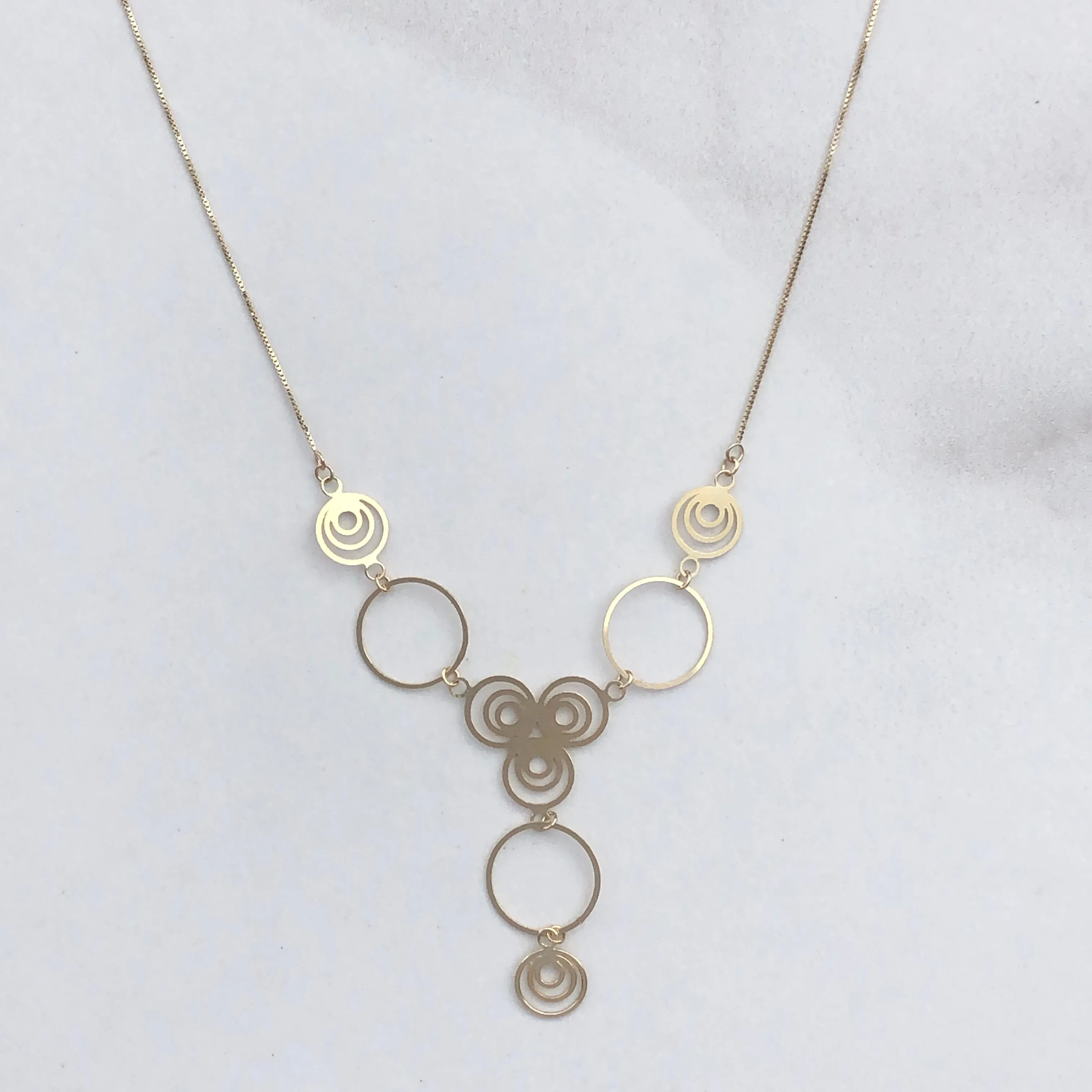 10KT Yellow Gold Link Chain   Circles Lariat Necklace