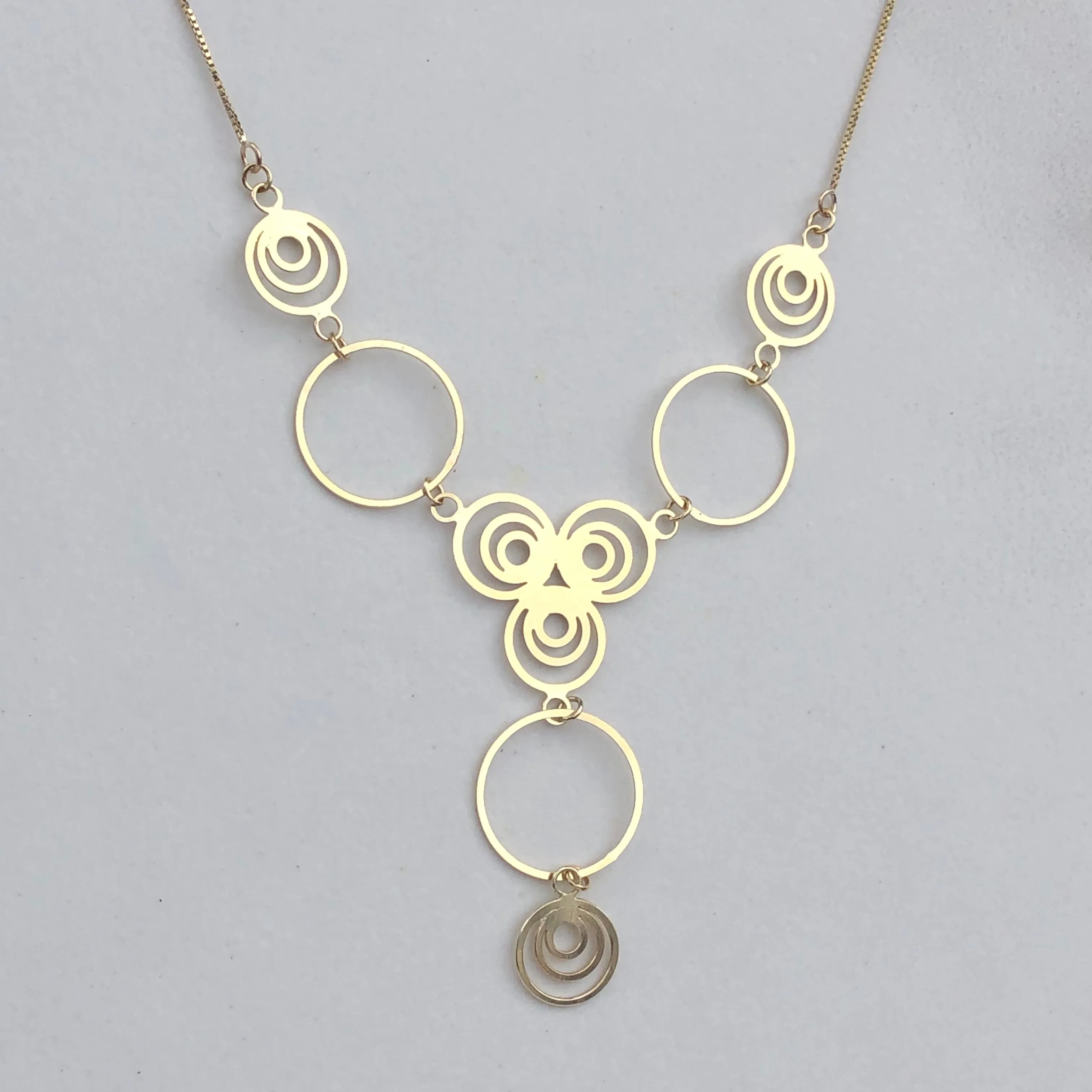10KT Yellow Gold Link Chain   Circles Lariat Necklace