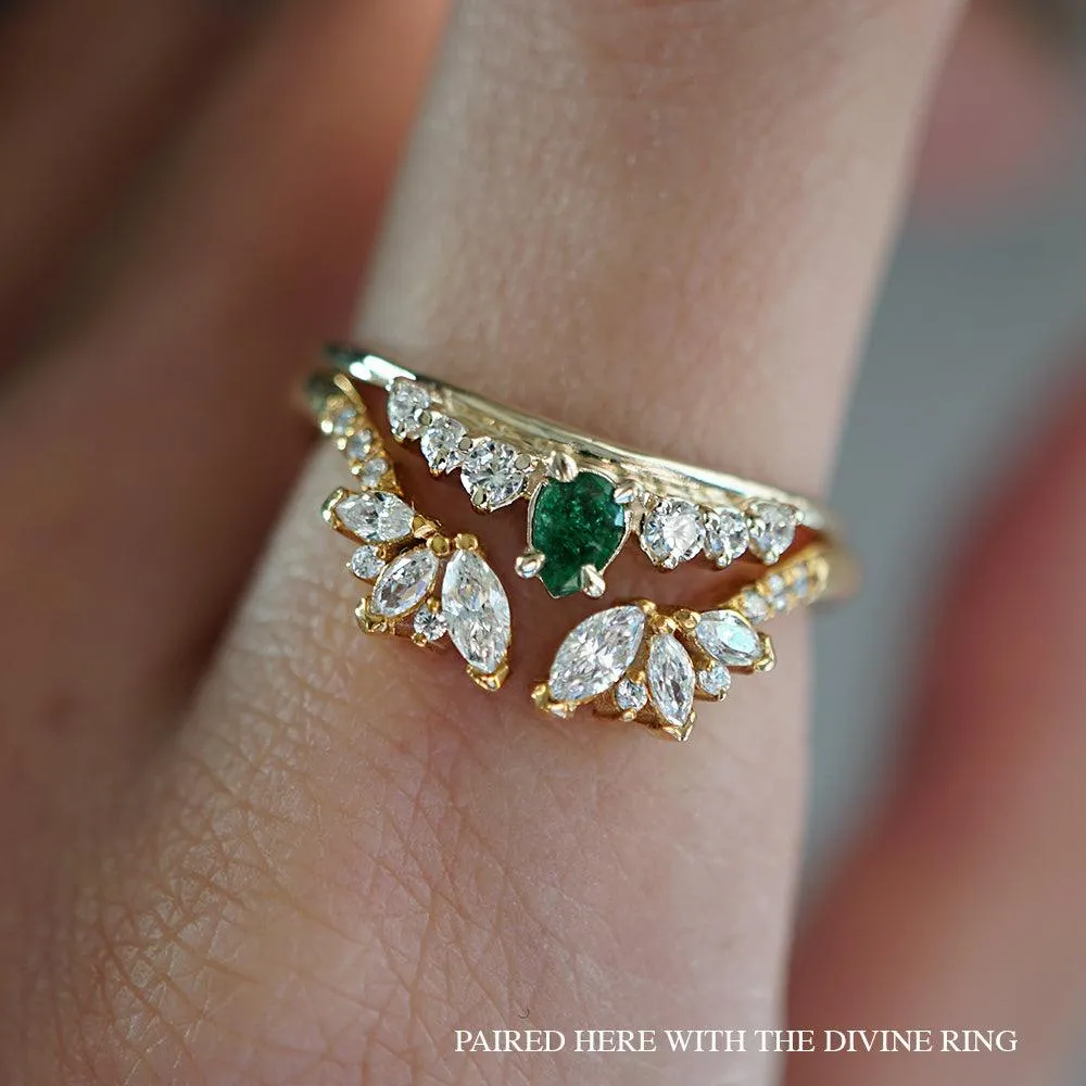 14K Emerald Empress Ring