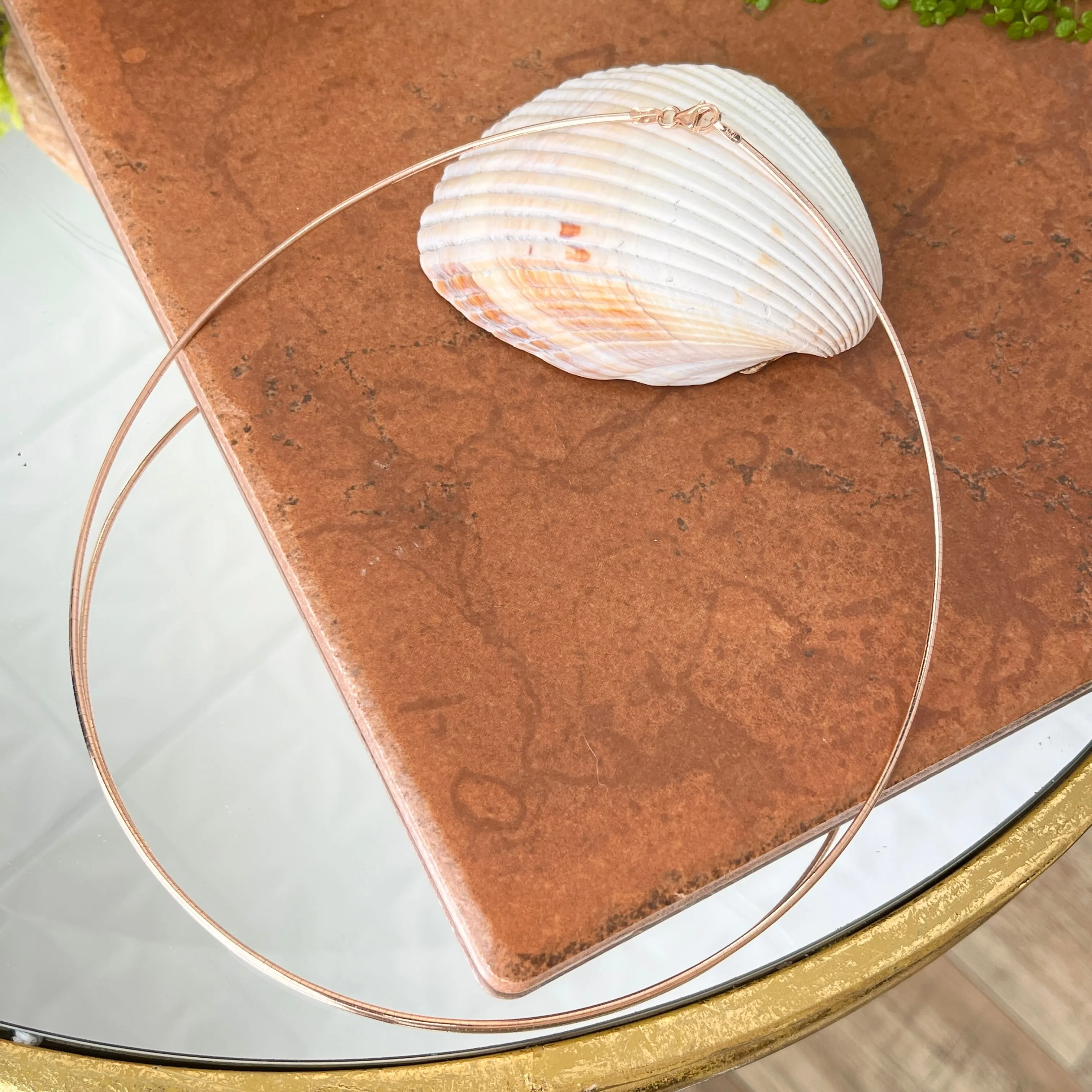 14KT Rose Gold Round 1.5mm Omega Neck Wire Necklace