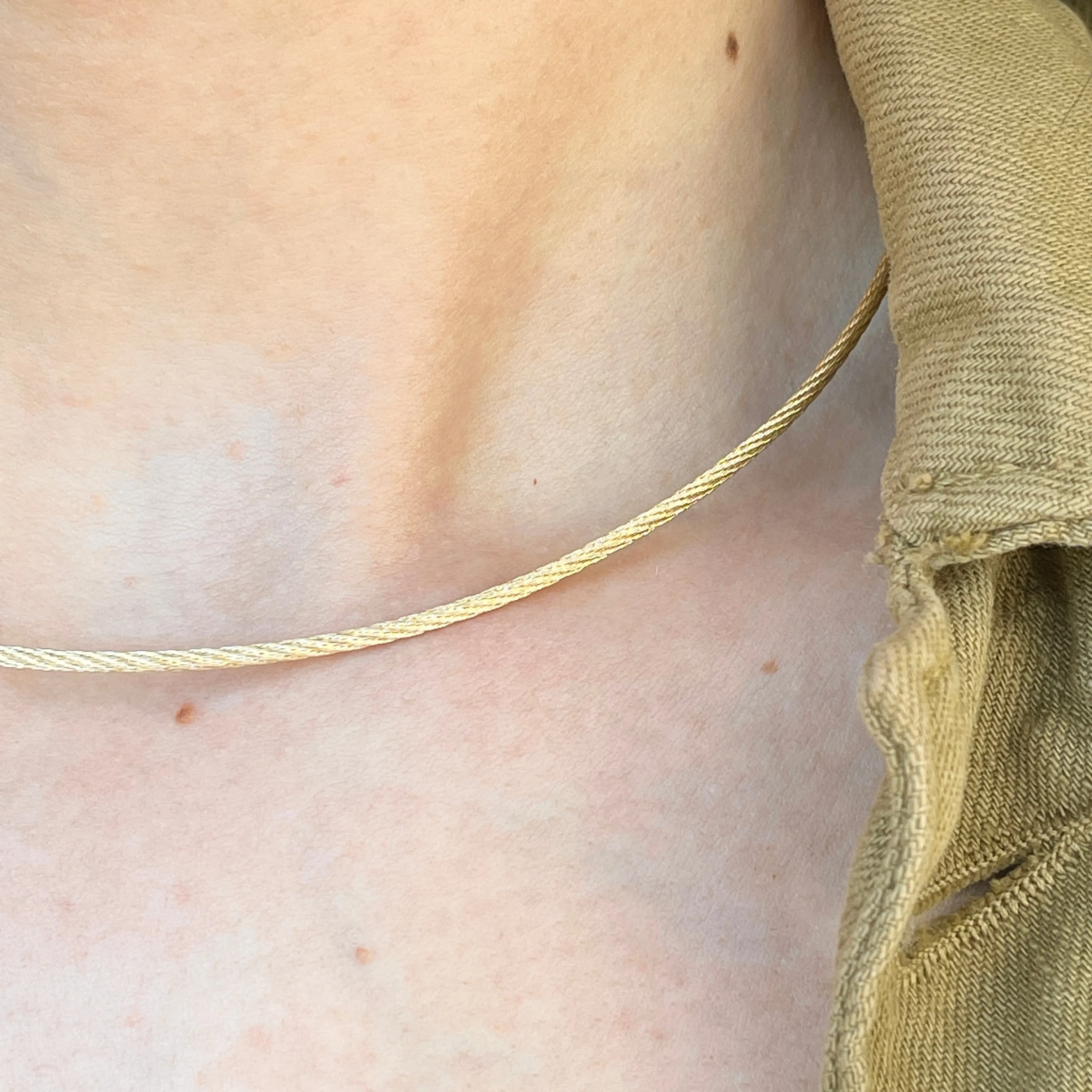 14KT Yellow Gold Round 1.8mm Cable Twist Neck Wire Necklace