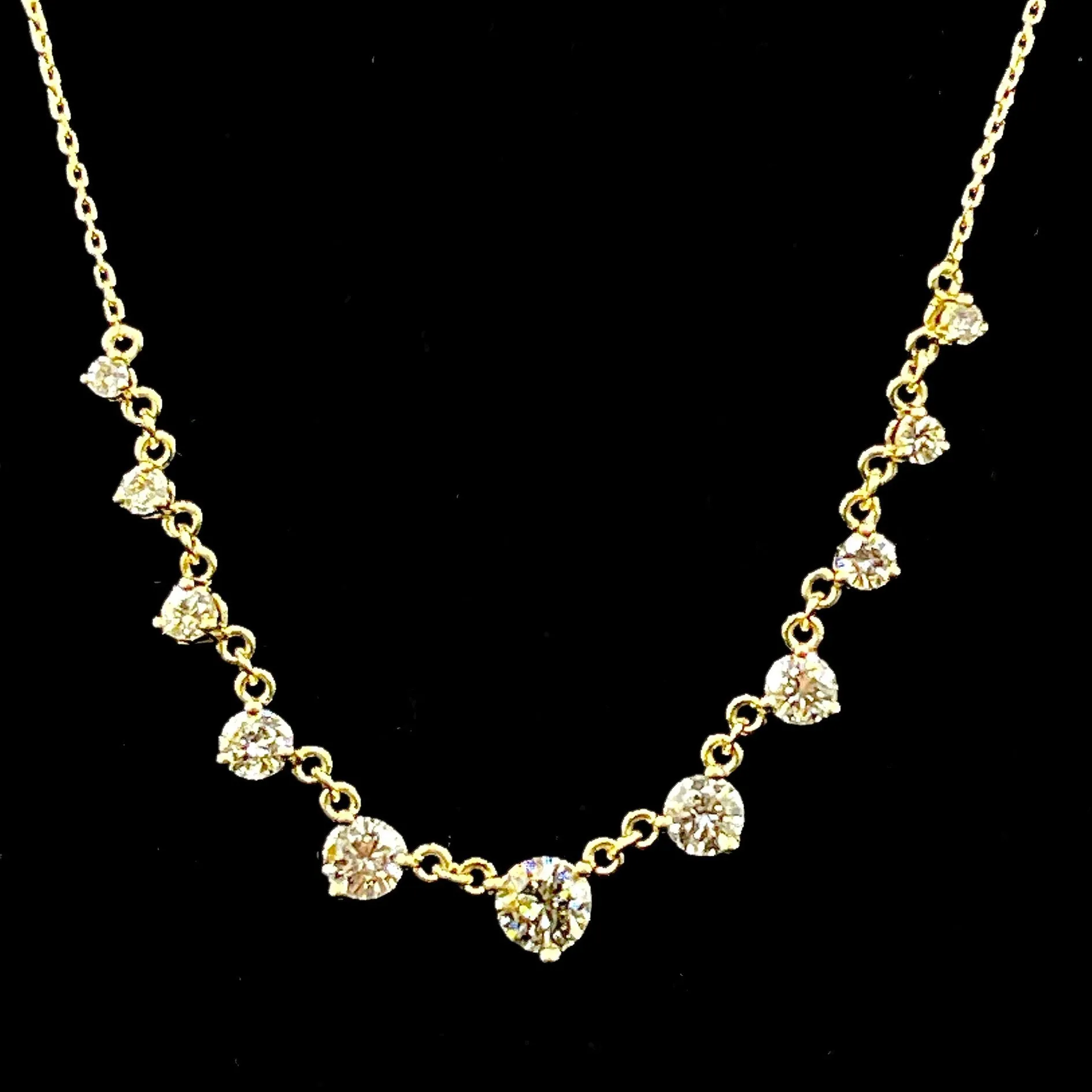 14KY 1.96CT GVS2 11 DIAMOND GRADUATED ADJUSTED NECKLACE