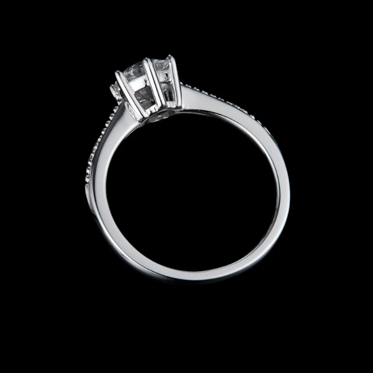 1Ct VVS1 Diamond Promise Ring