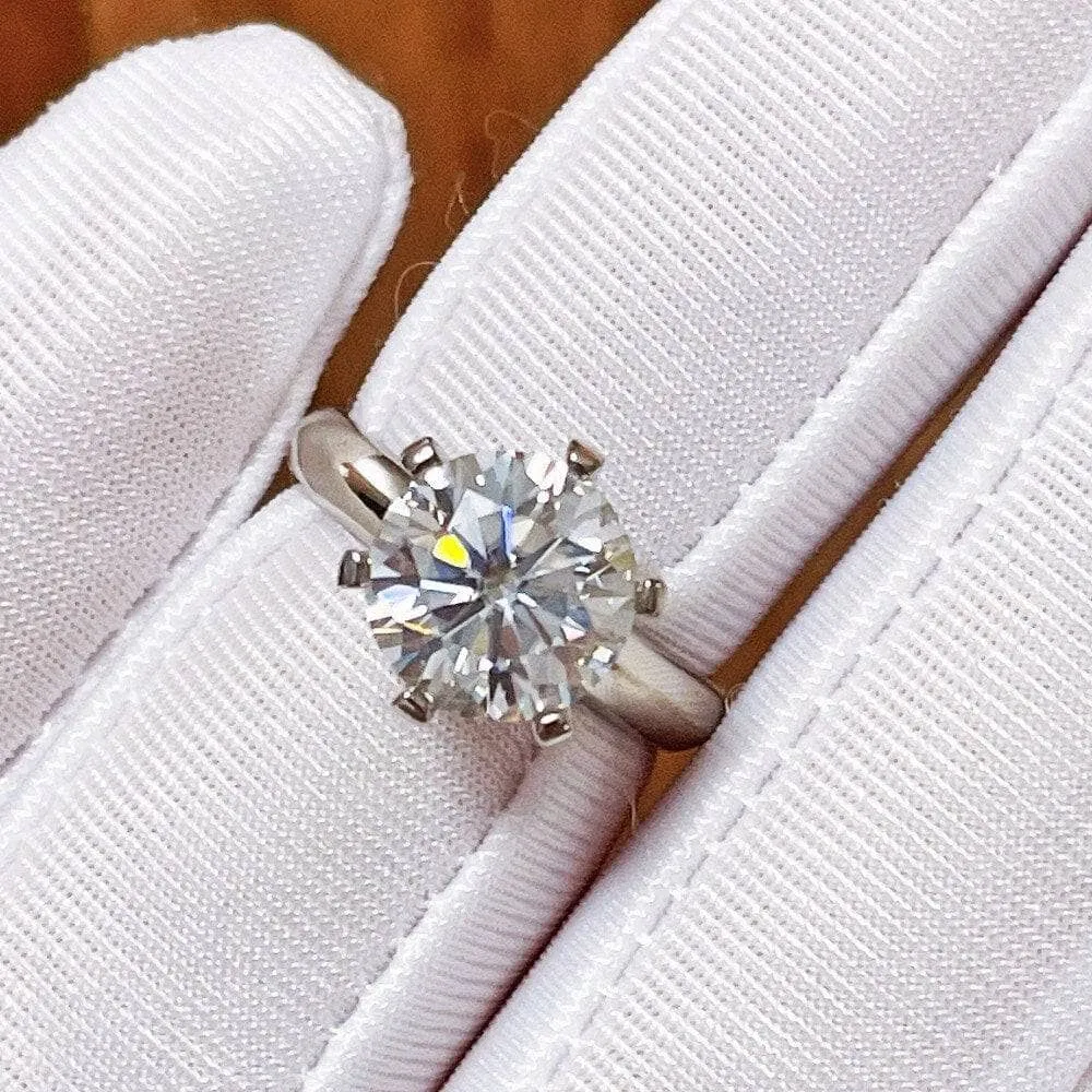 3.0CT Crown Design Round Cut Diamond Engagement Ring
