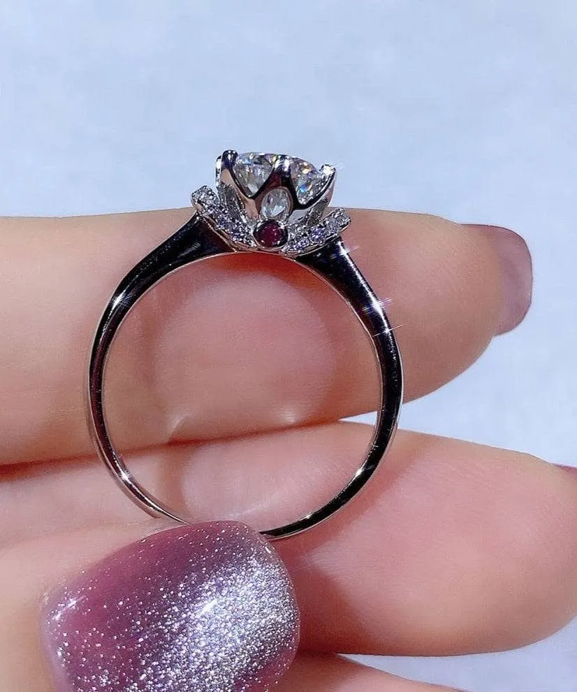 6.5MM 1ct Round Cut 6 Prong Diamond Ring