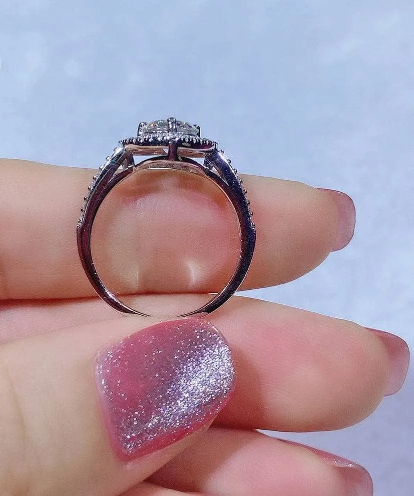 6.5MM 1ct Round Cut Diamond Heart Engagement Ring