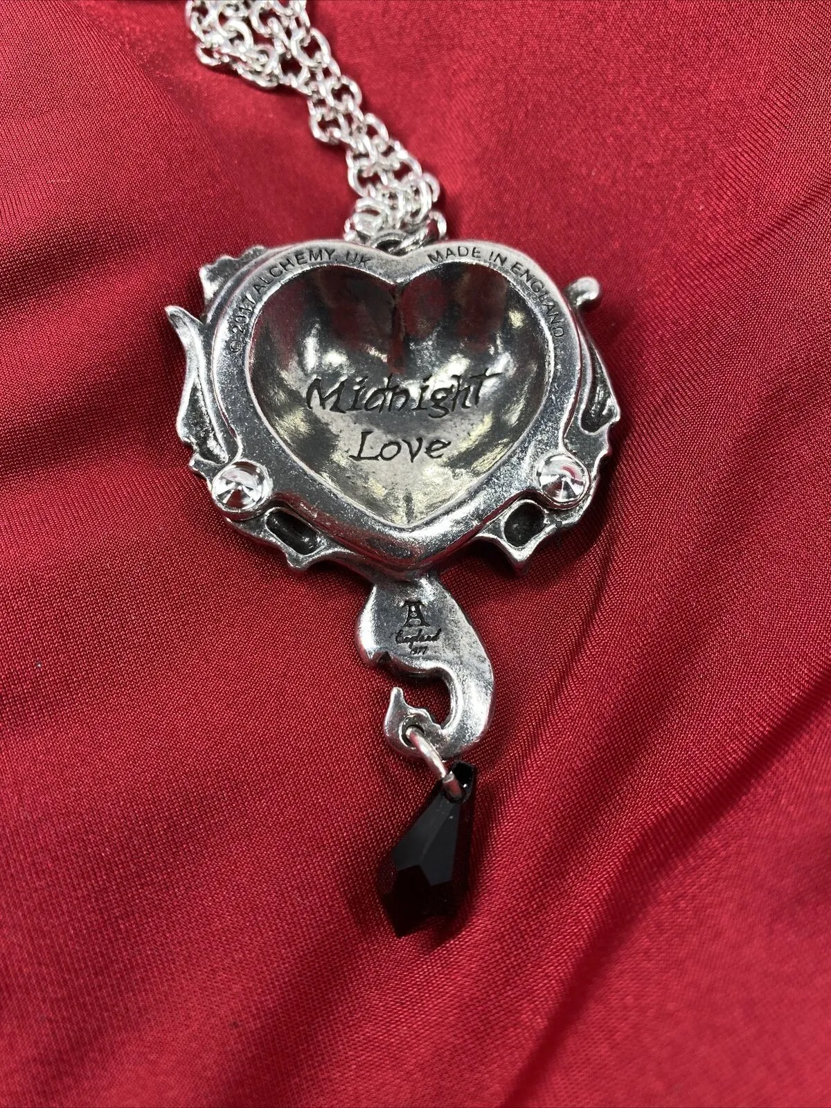 Alchemy Gothic P792  Affaire du Coeur Pendant Necklace Midnight Love IN HAND