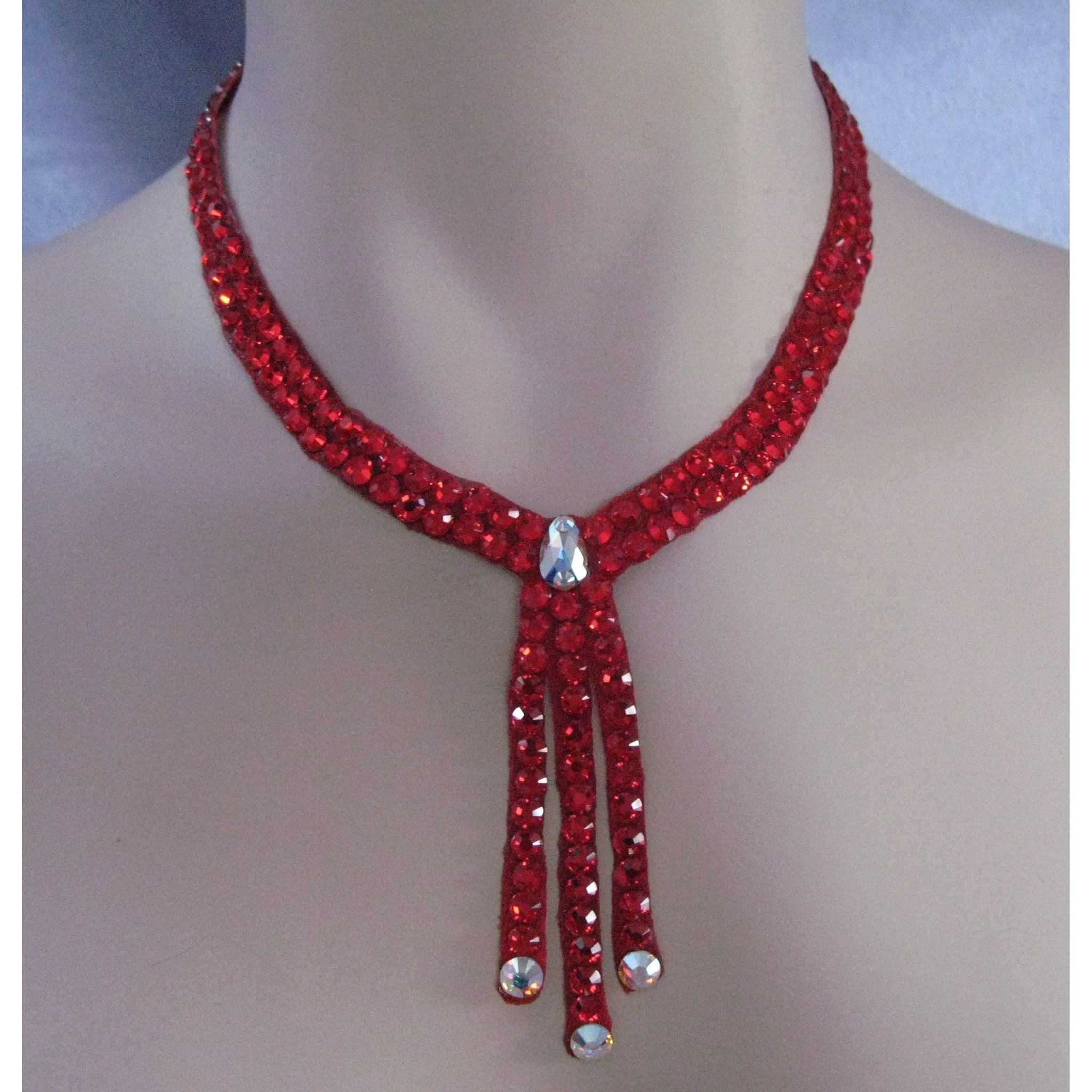 Ballroom necklace Three Drop - Light Siam Red