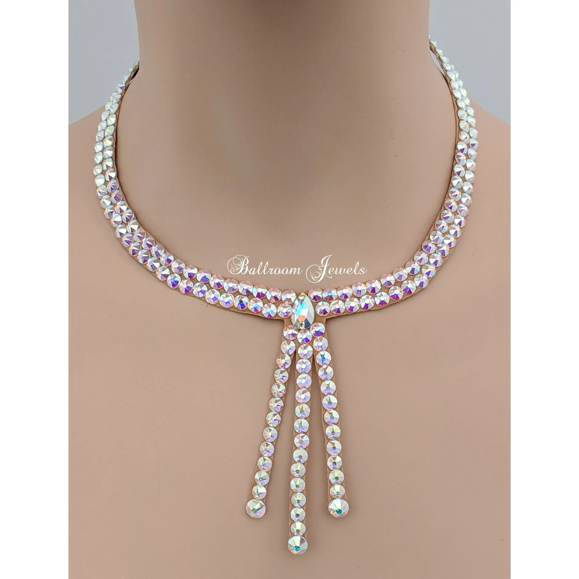 Ballroom necklace Three Drop