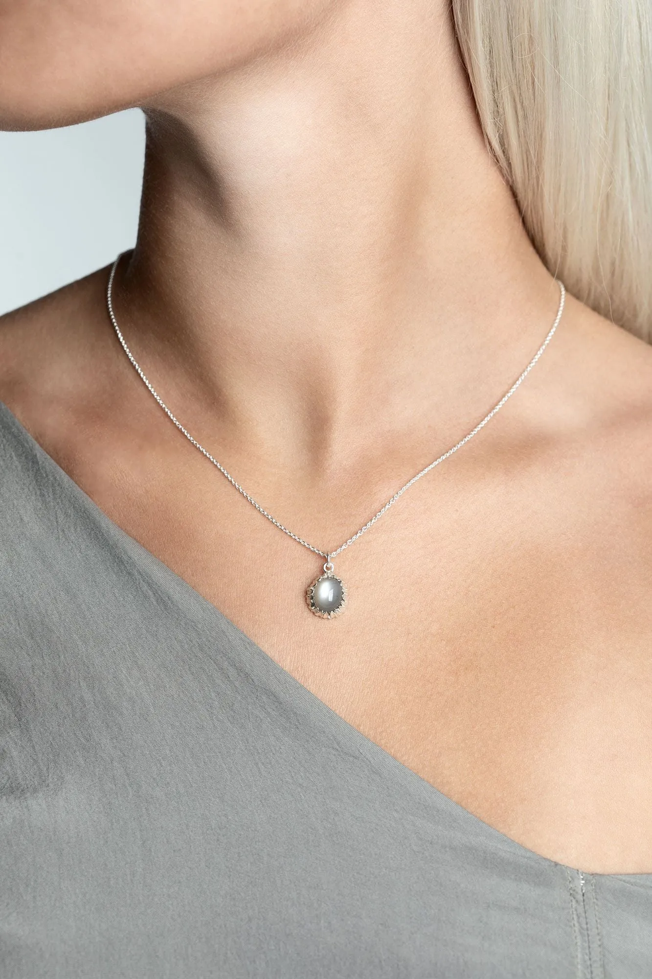 BASALT NECKLACE