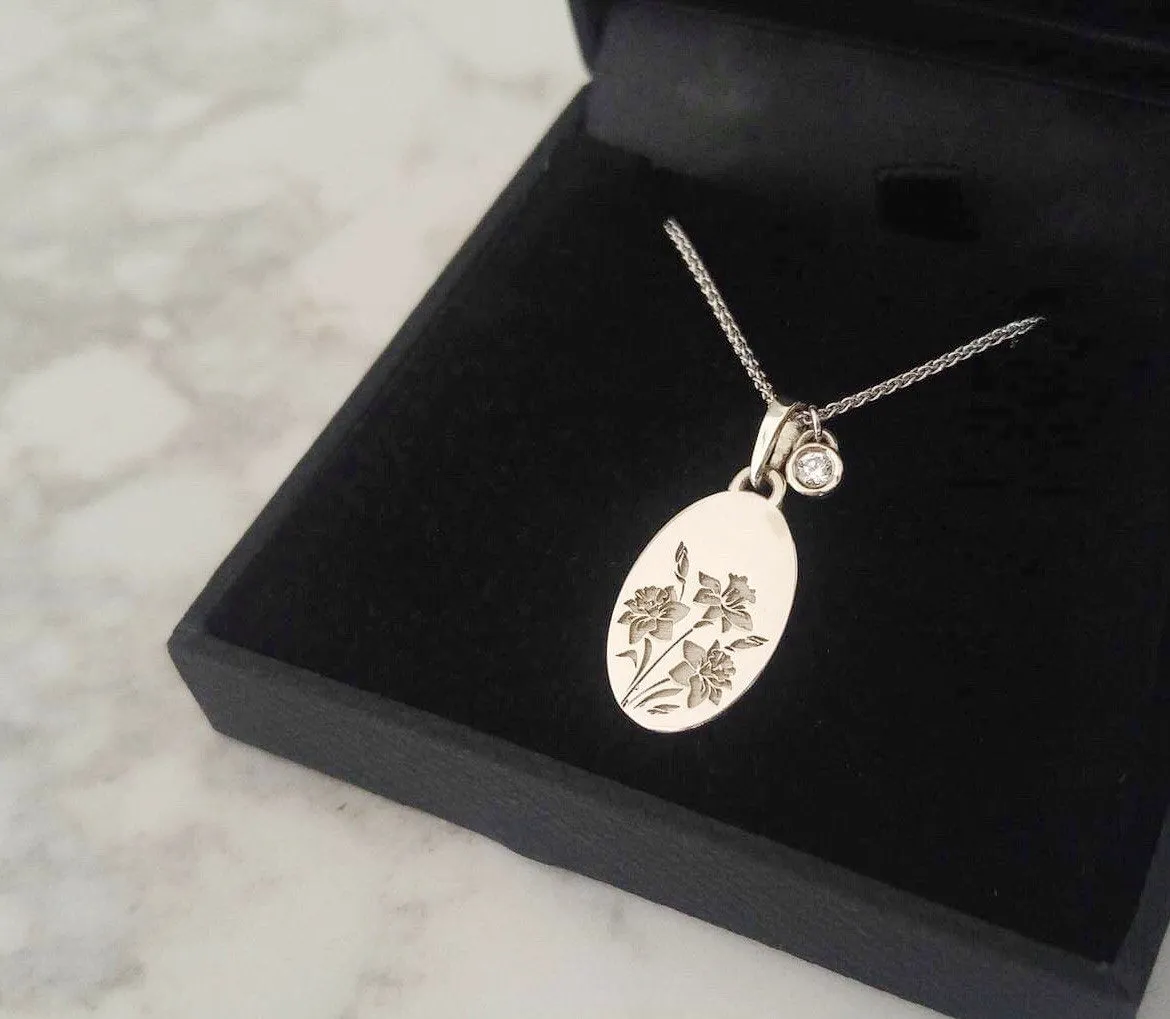 Daffodil flower necklace, vintage style oval pendant, unique personalized pendant, floral engraving necklace, birthstone charm necklace