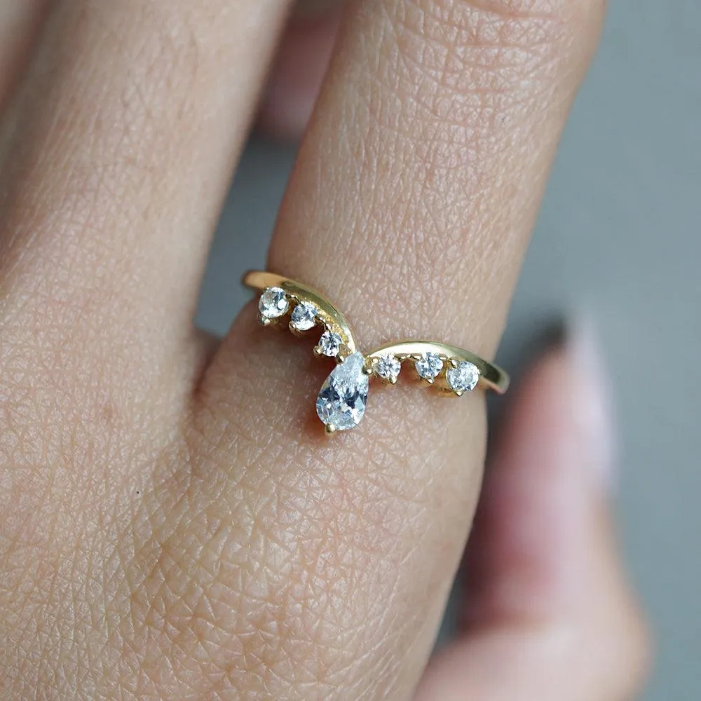 Diana Dainty Ring in 14K and 18K Gold