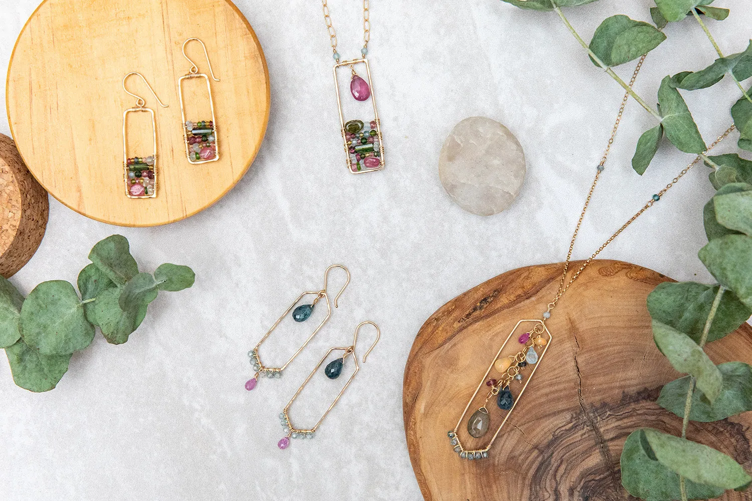 Geode Frame Necklace