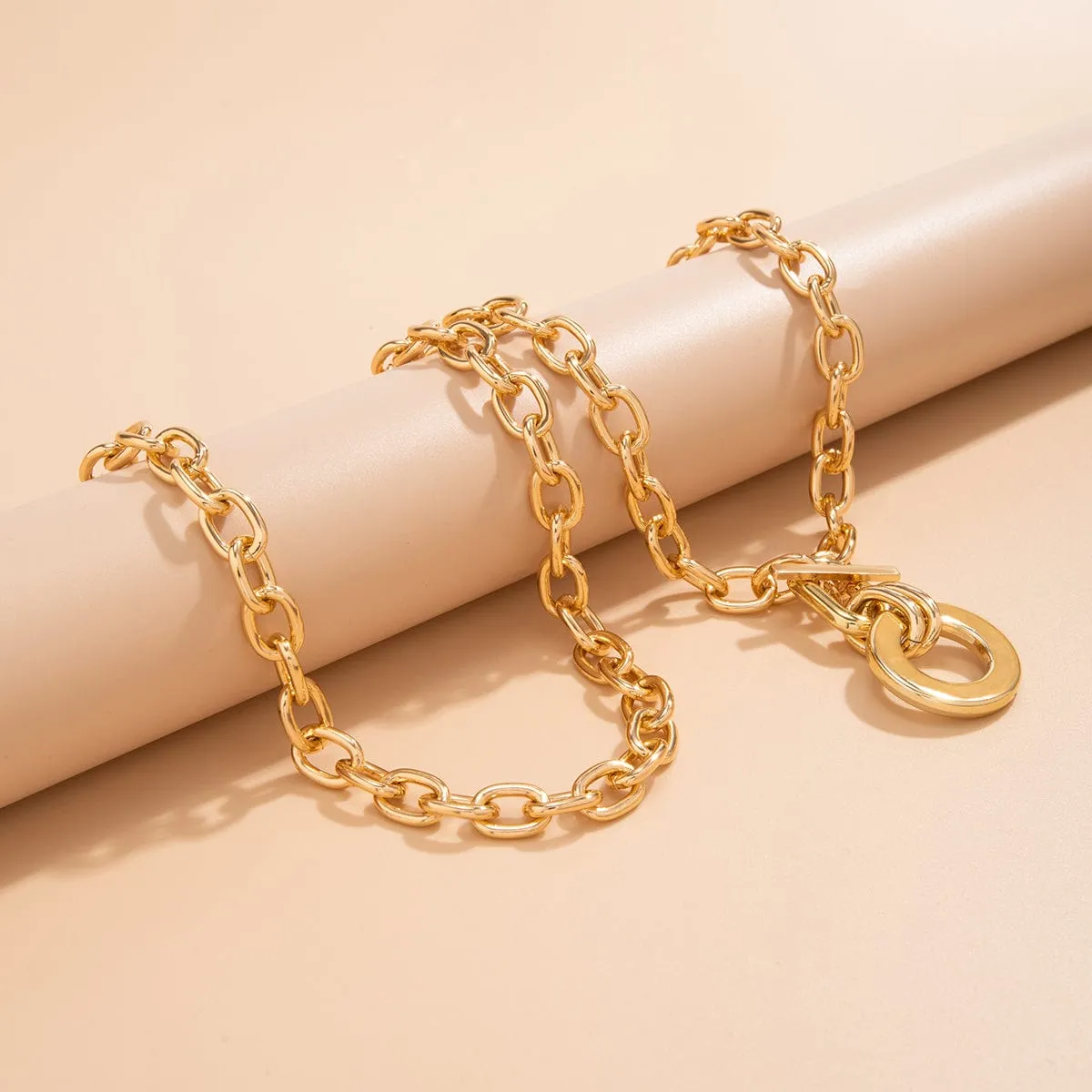 Geometric Rectangle Toggle Clasp Ring Pendant Cable Chain Necklace Set
