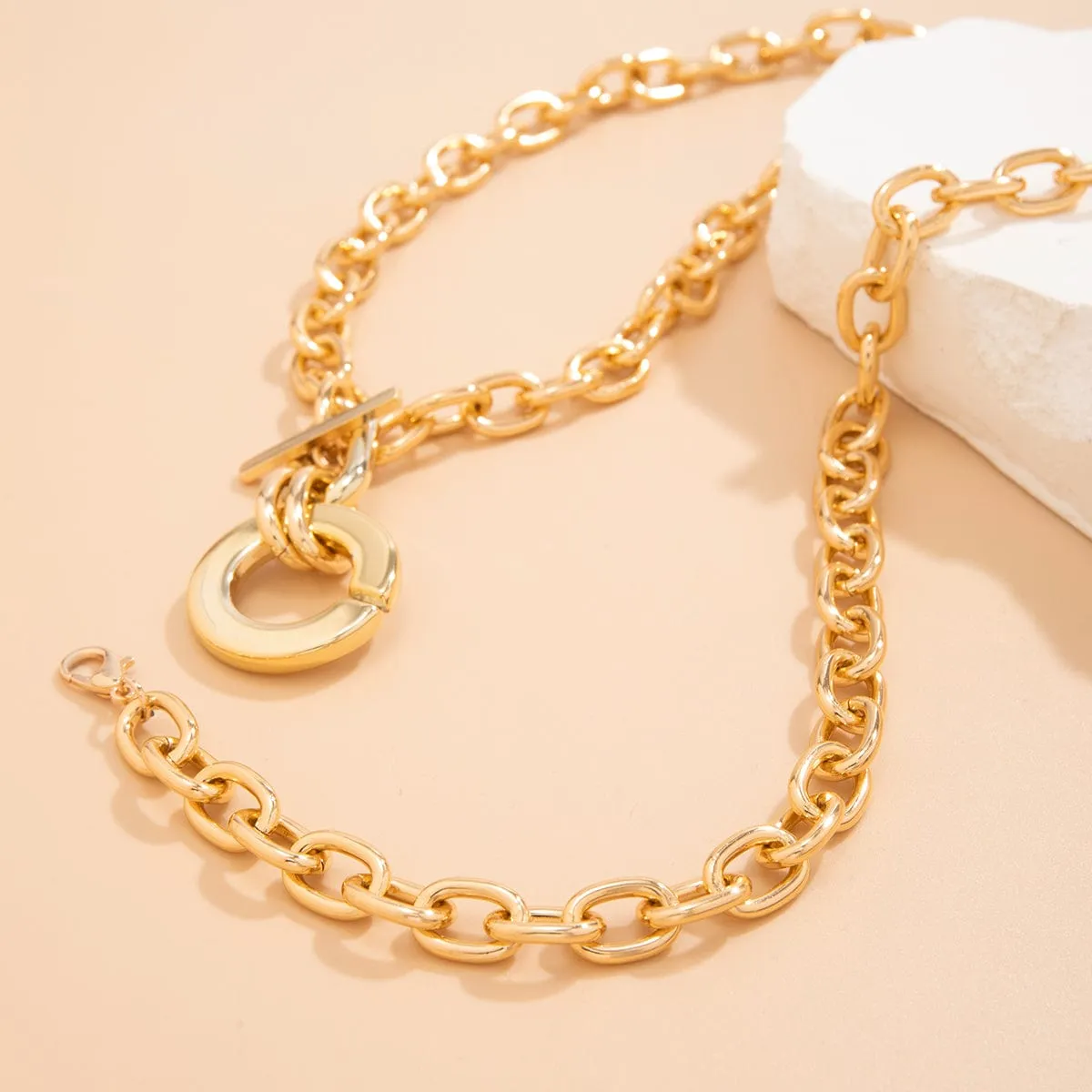 Geometric Rectangle Toggle Clasp Ring Pendant Cable Chain Necklace Set