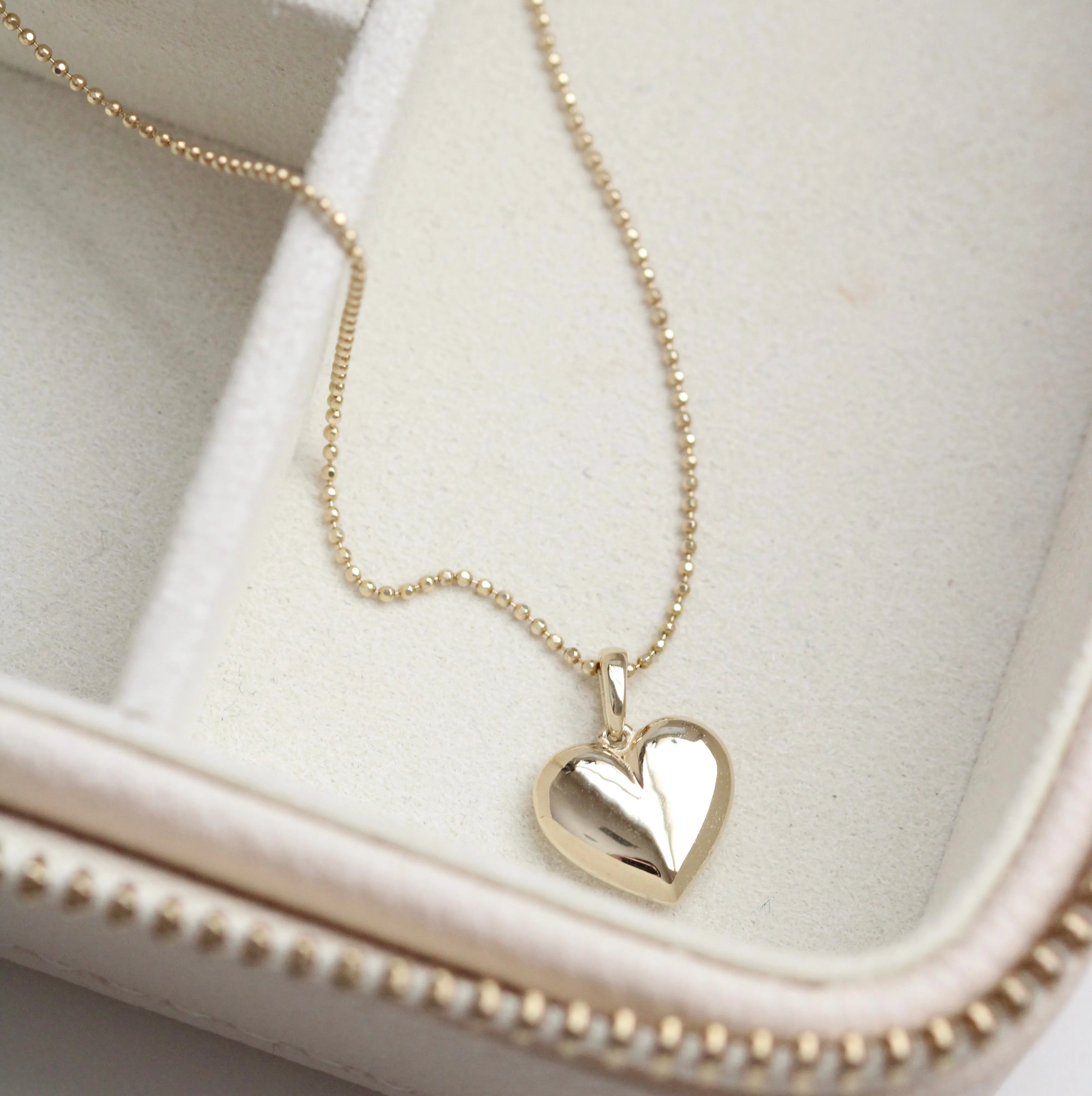 Grande Puffy Heart Necklace
