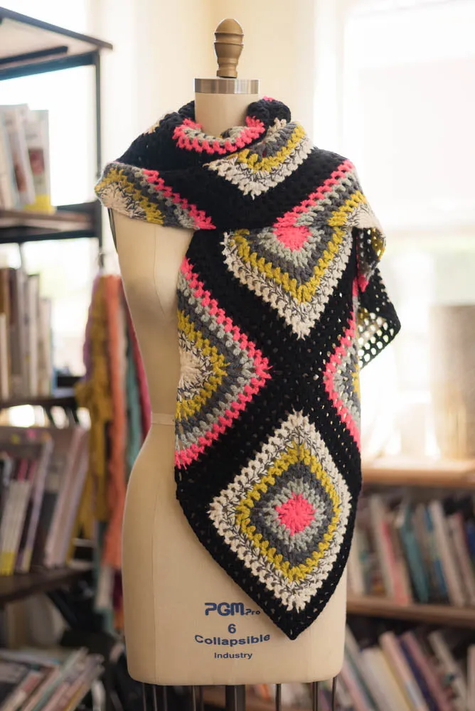 Granny Square Lite Wrap Crochet Kit