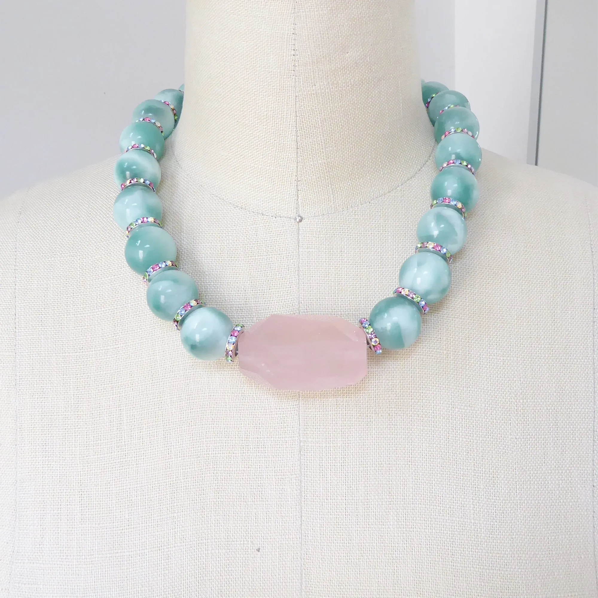Green moonstone and rose quartz necklace