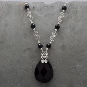 Jatun Onyx Teardrop Necklace