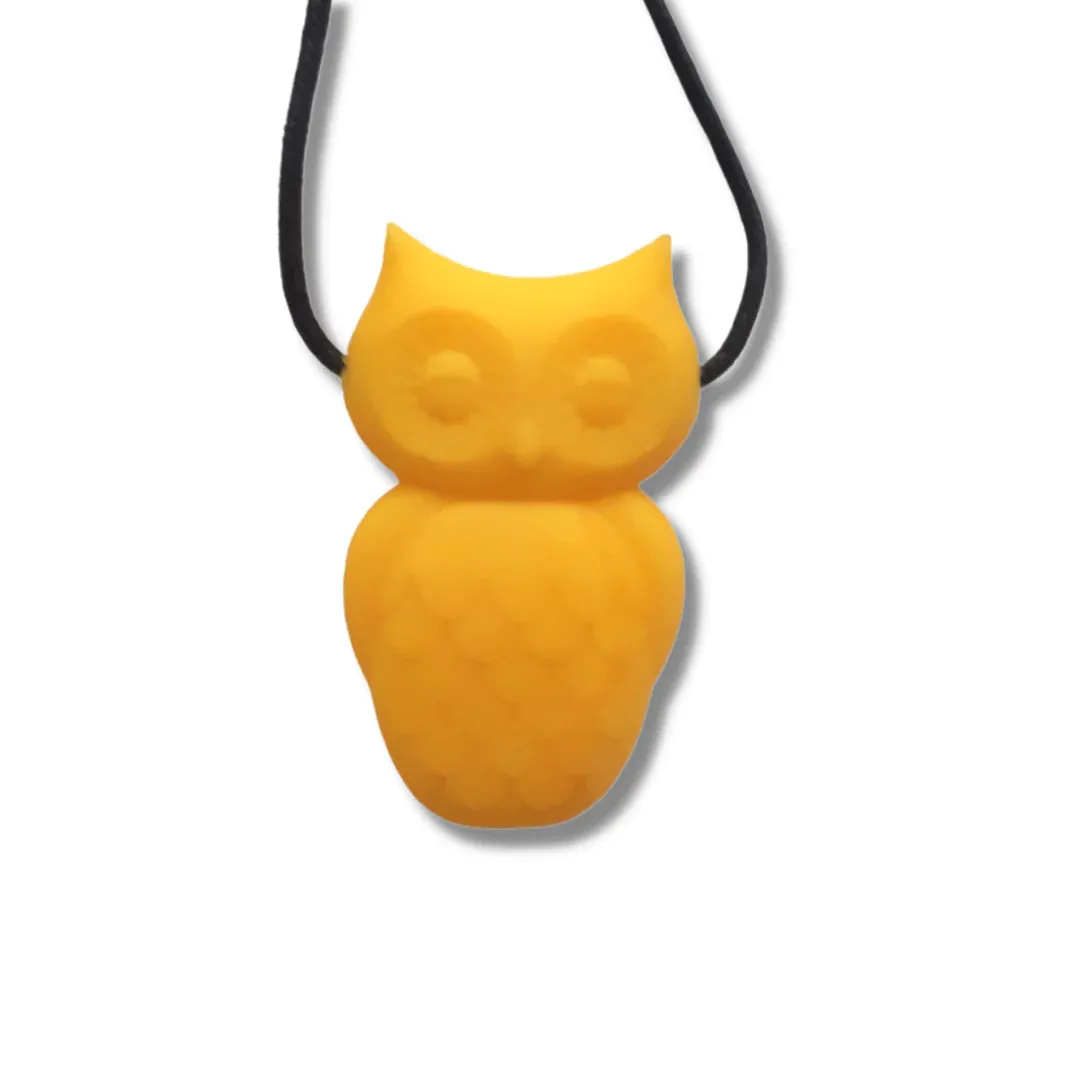 Jellystone Owl Chew Pendant - Firm