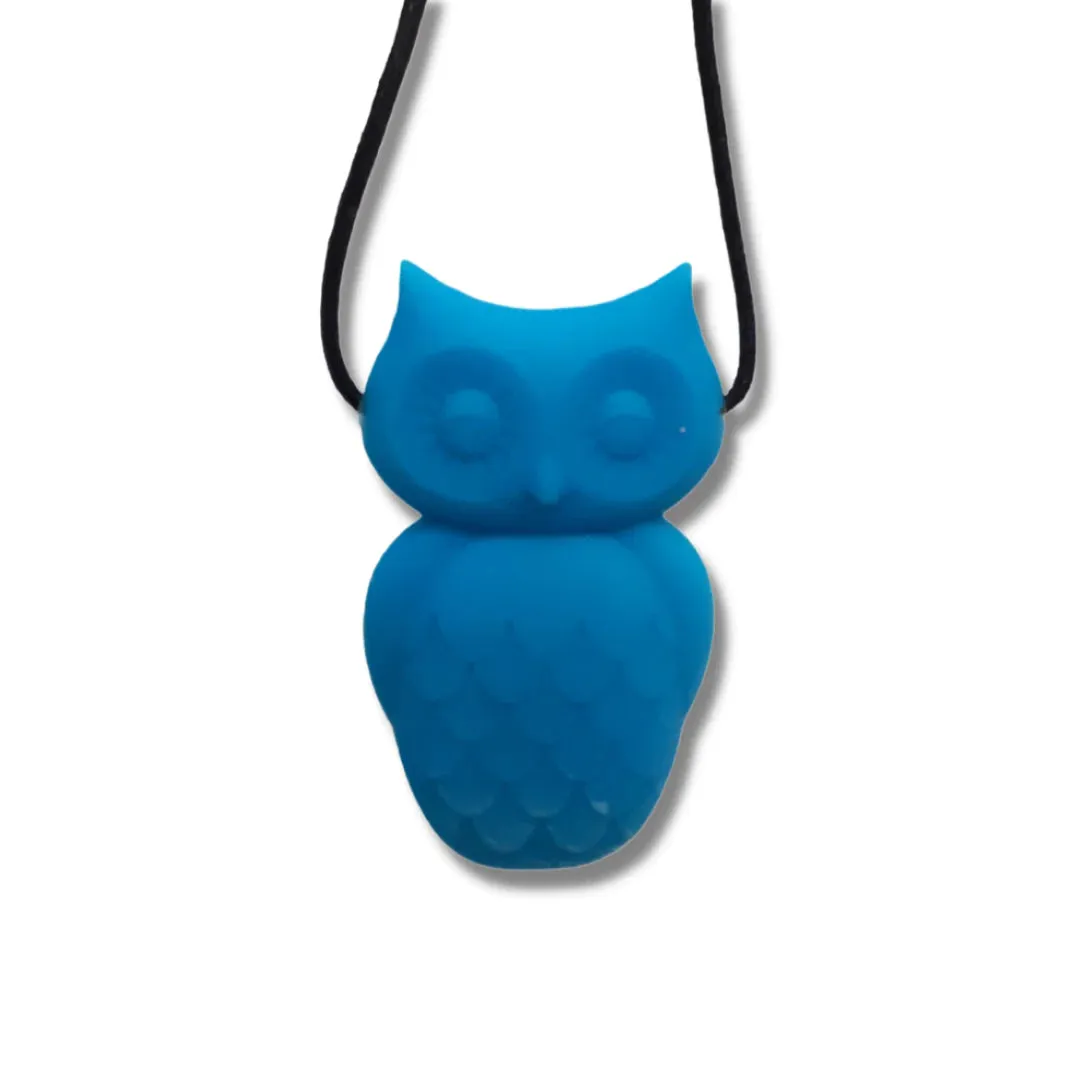 Jellystone Owl Chew Pendant - Firm