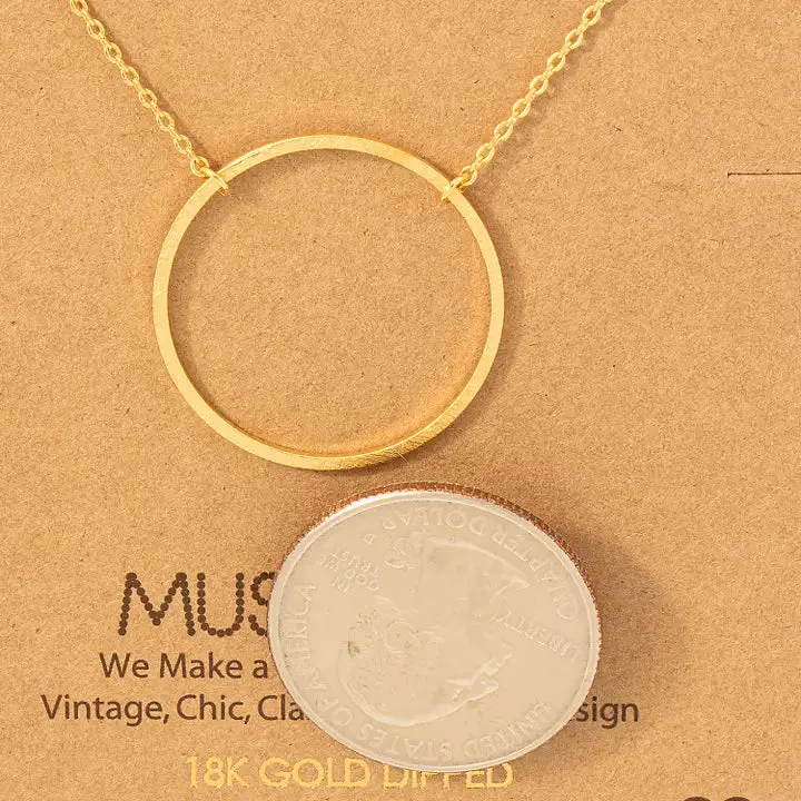 Lalo's Large Circle Ring Necklace