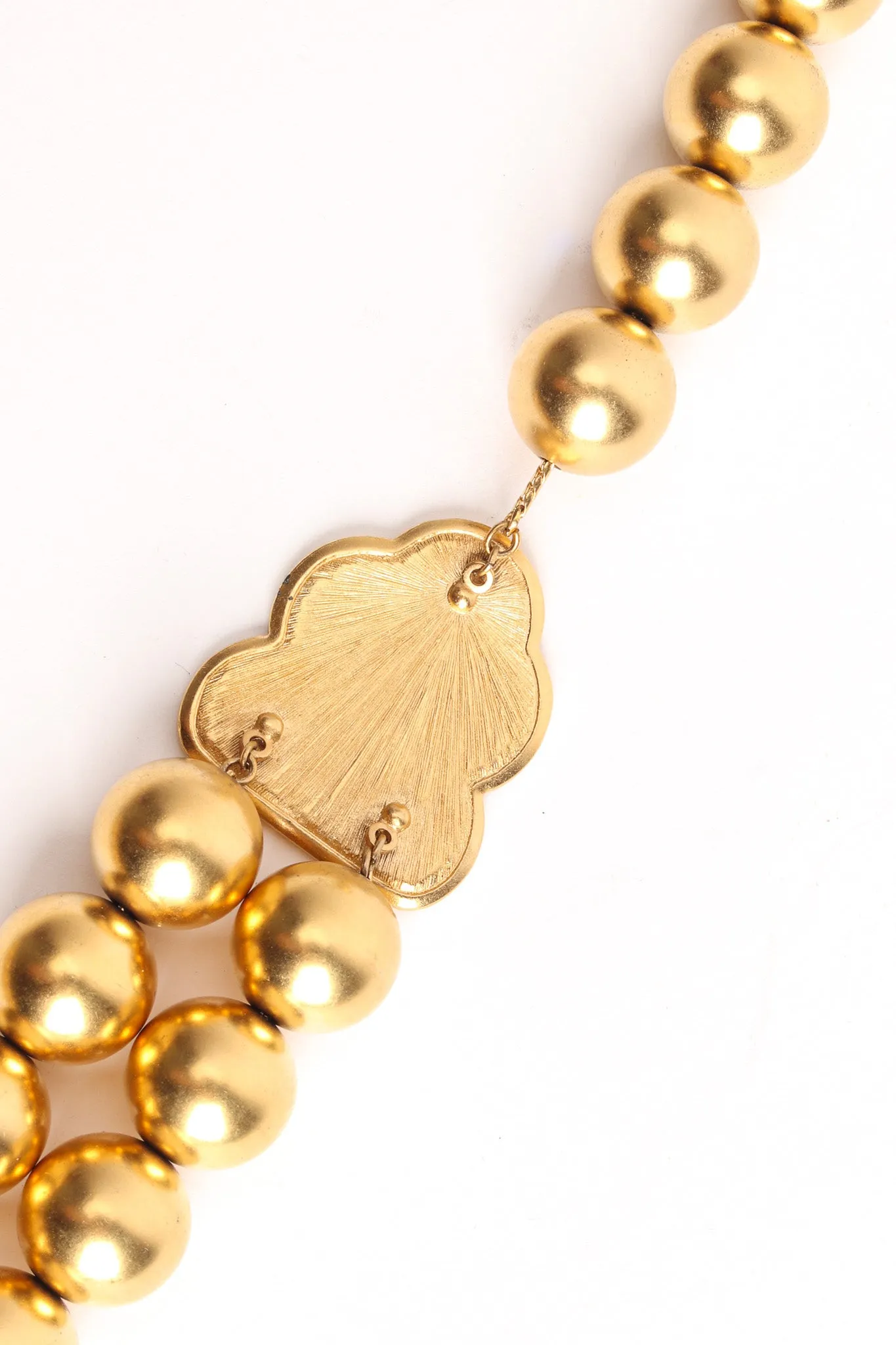 Leaf Pendant Beaded Necklace