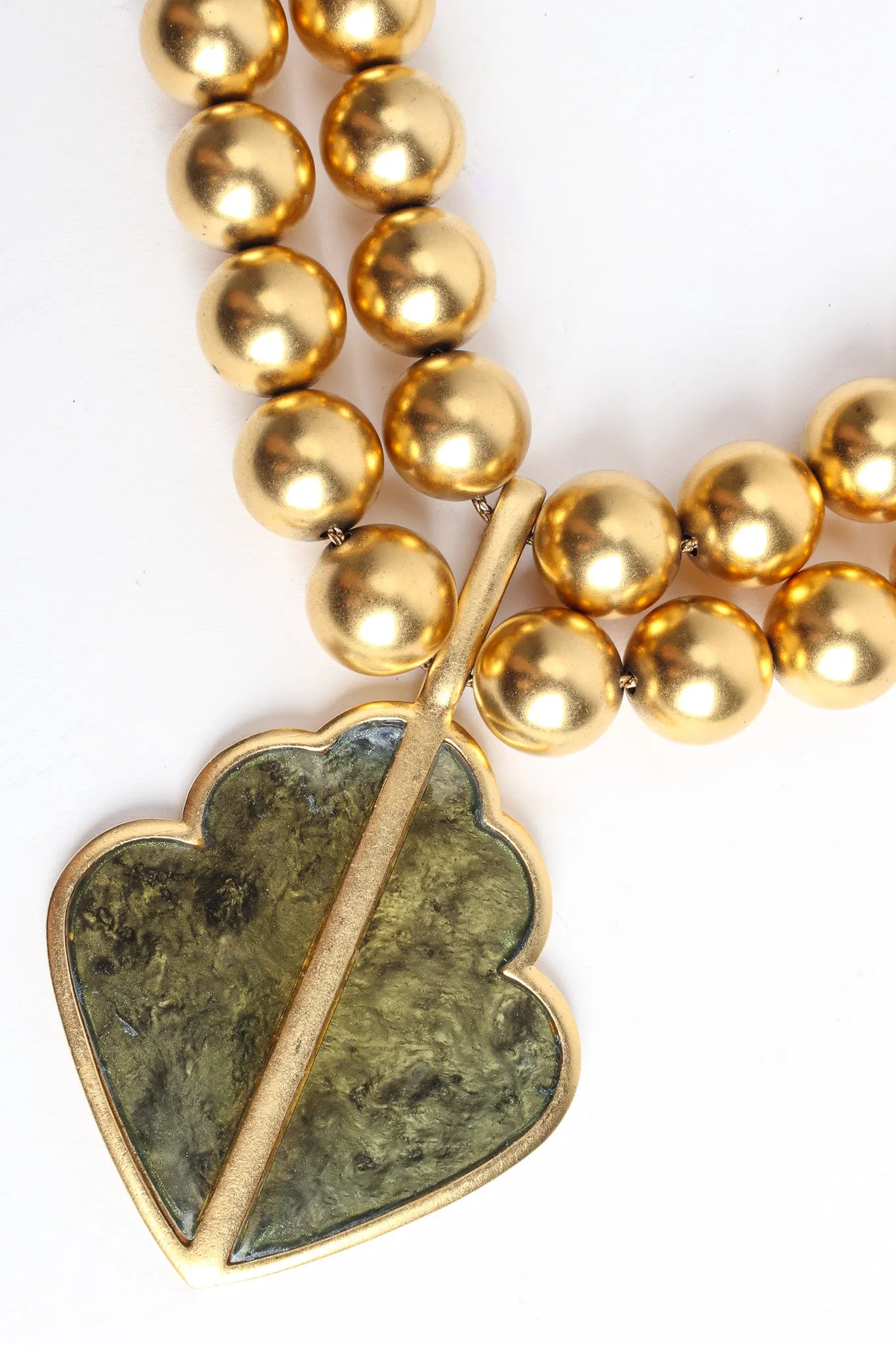 Leaf Pendant Beaded Necklace