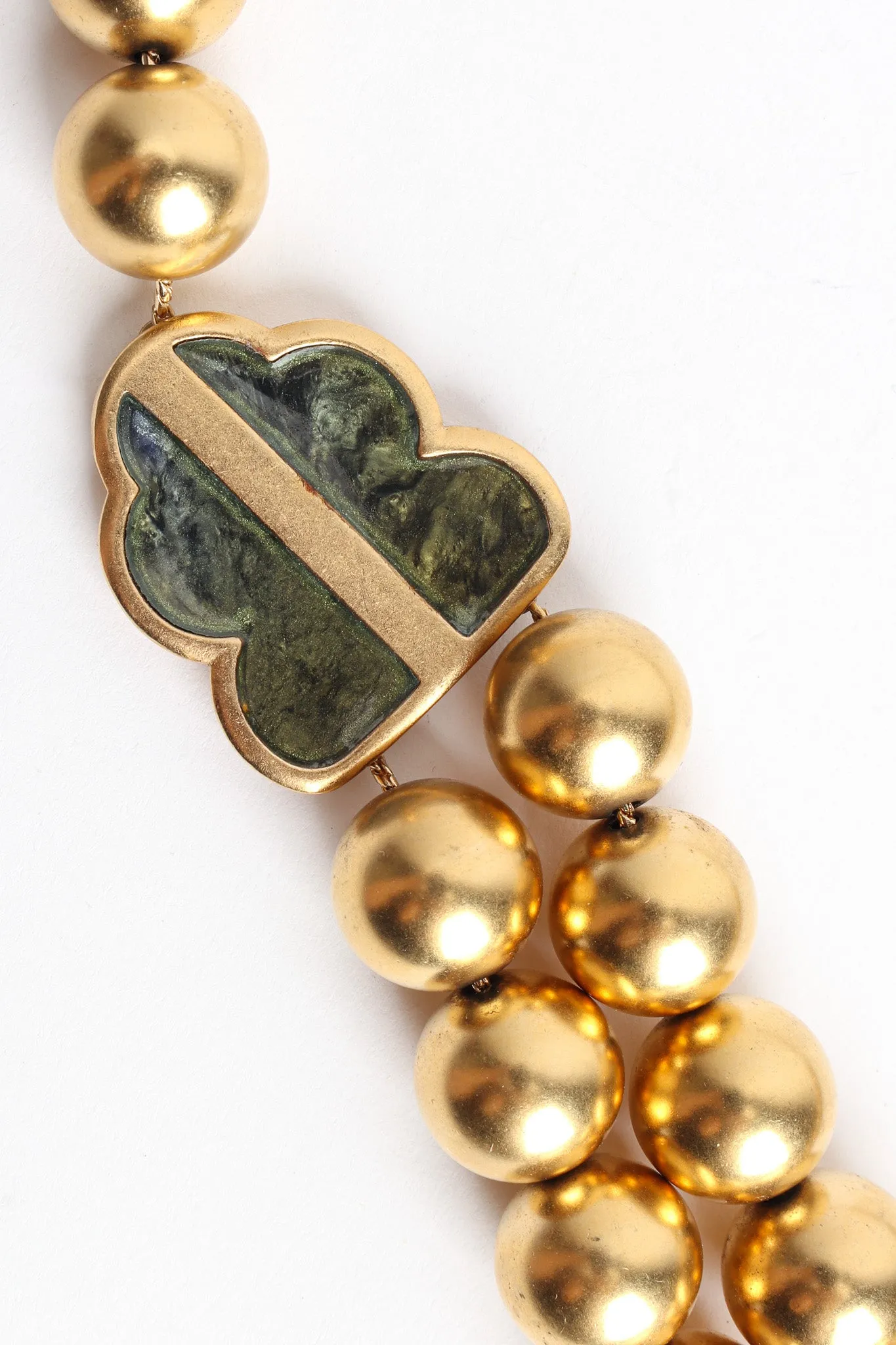 Leaf Pendant Beaded Necklace