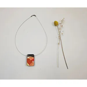 Lekker resin oriental style charm with silver chain necklace