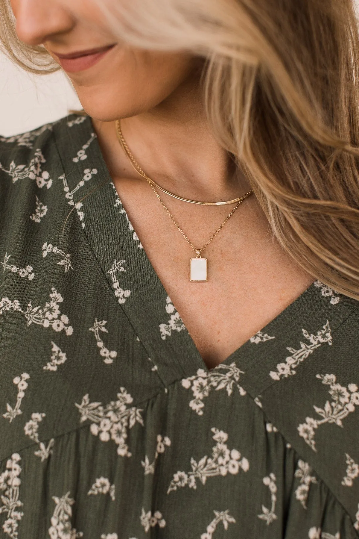 Longing Gazes Pendant Necklace- Gold