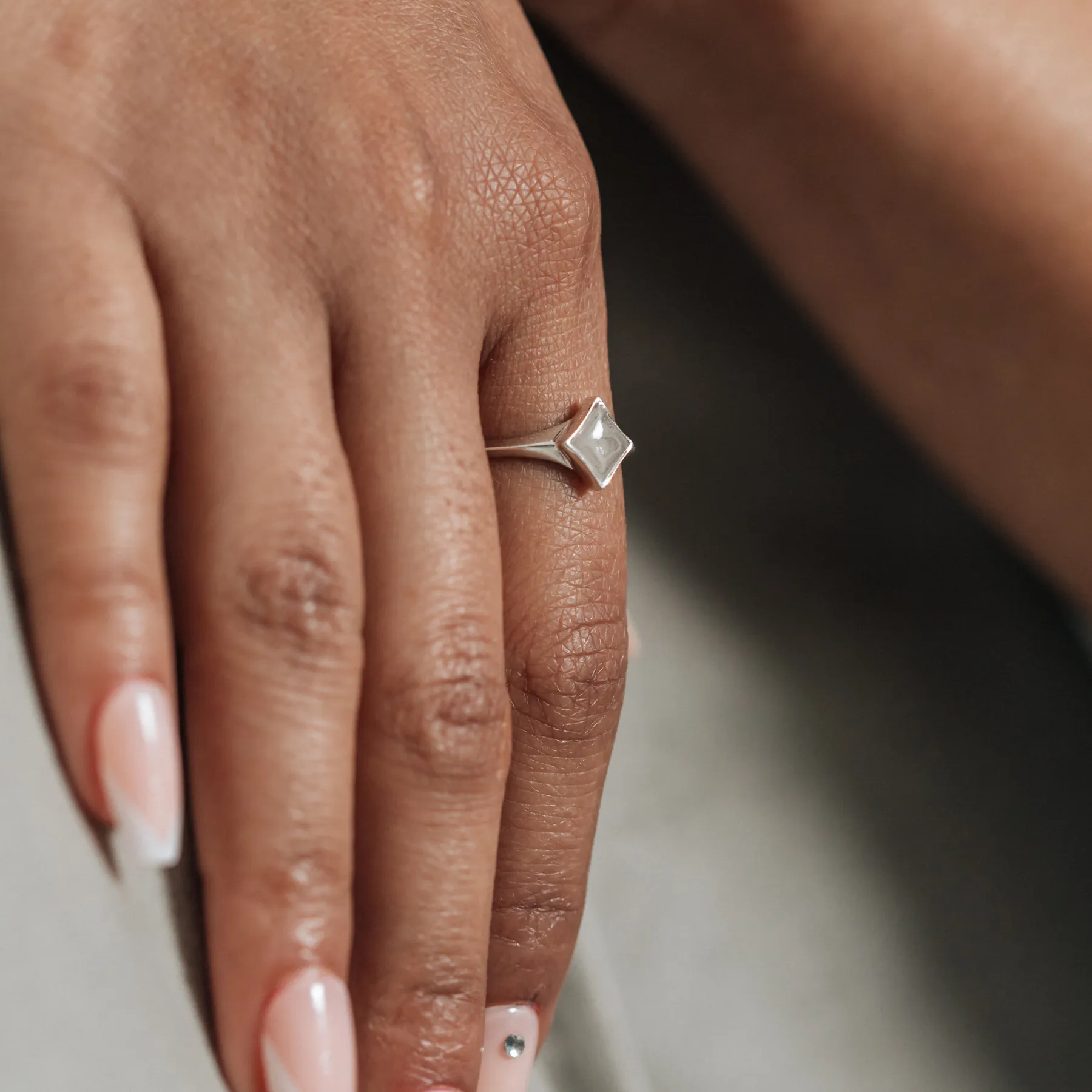 Luminary Cremation Ring in 14K Yellow Gold