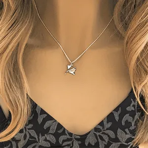 Manta Ray Pendant charm necklace, 22 inch