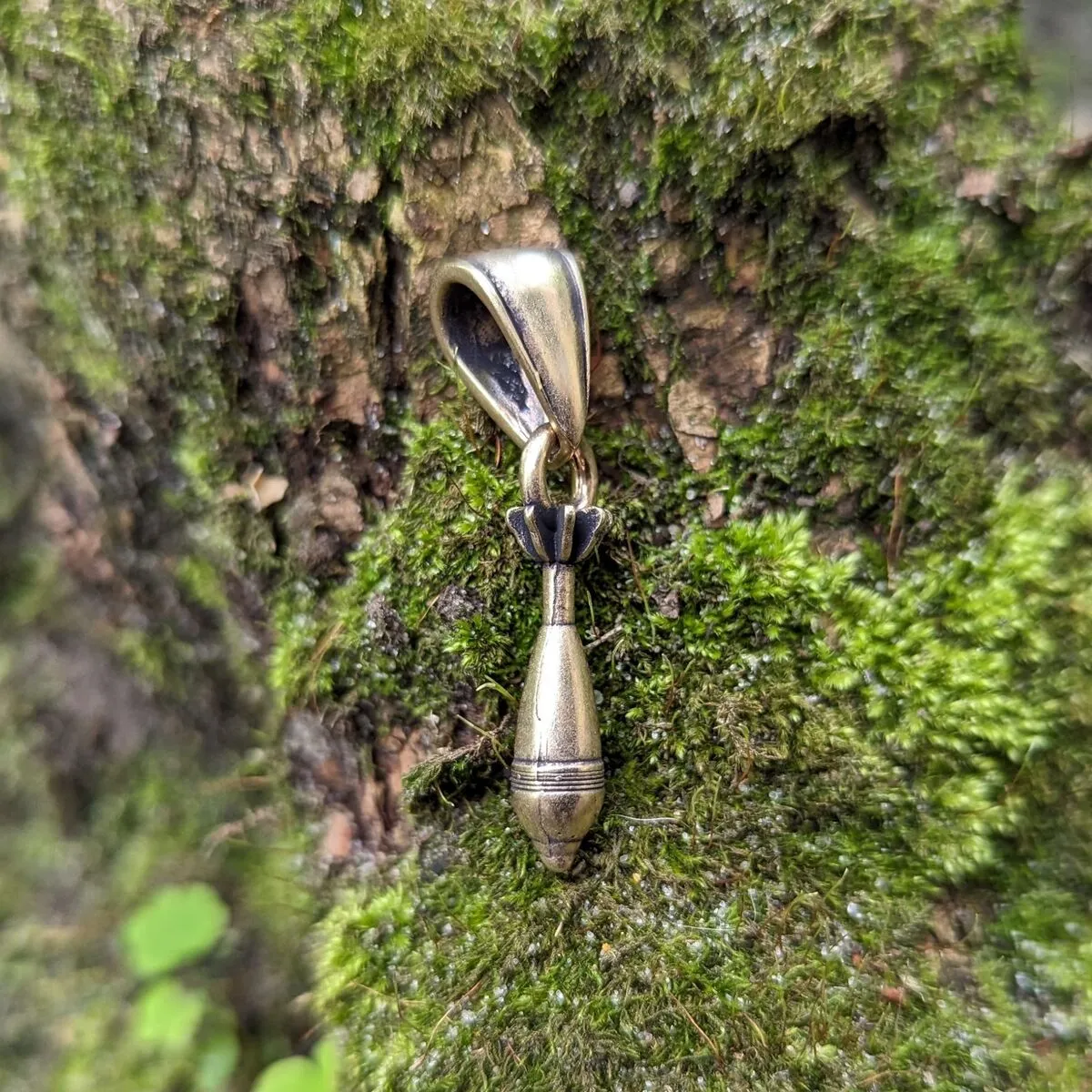 Mine bronze pendant