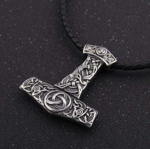 Mjolnir Necklace with Pendant