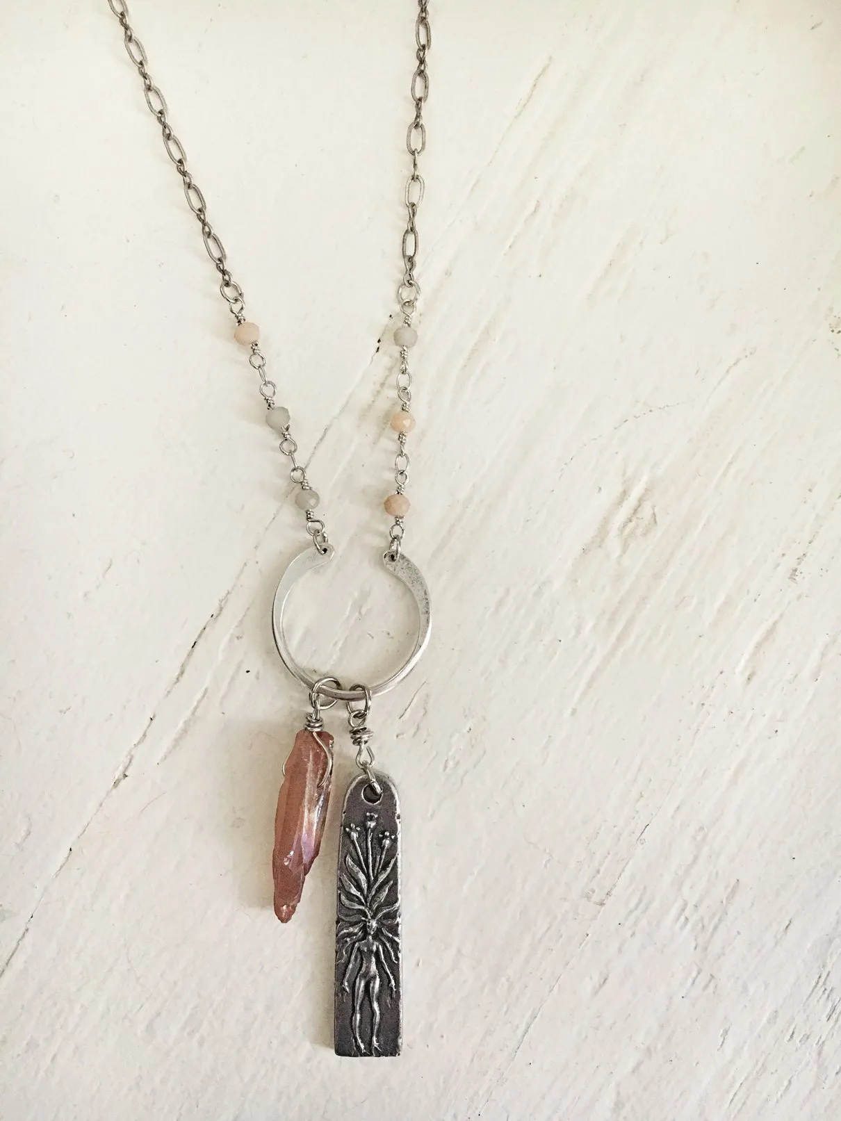 mystic mandrake & canyon lustre crystal necklace⠀