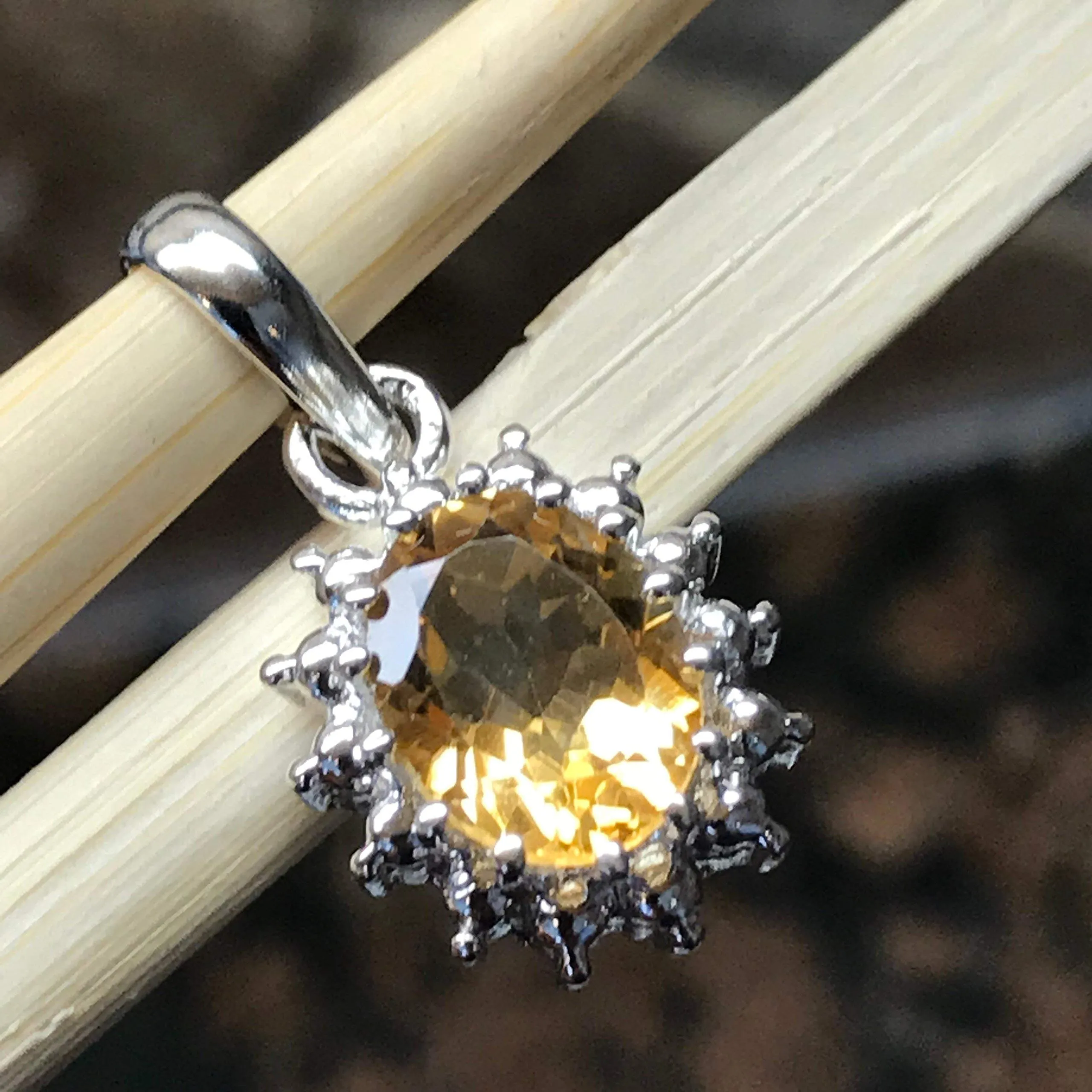 Natural 2ct Golden Citrine 925 Sterling Silver Designer Pendant 22mm