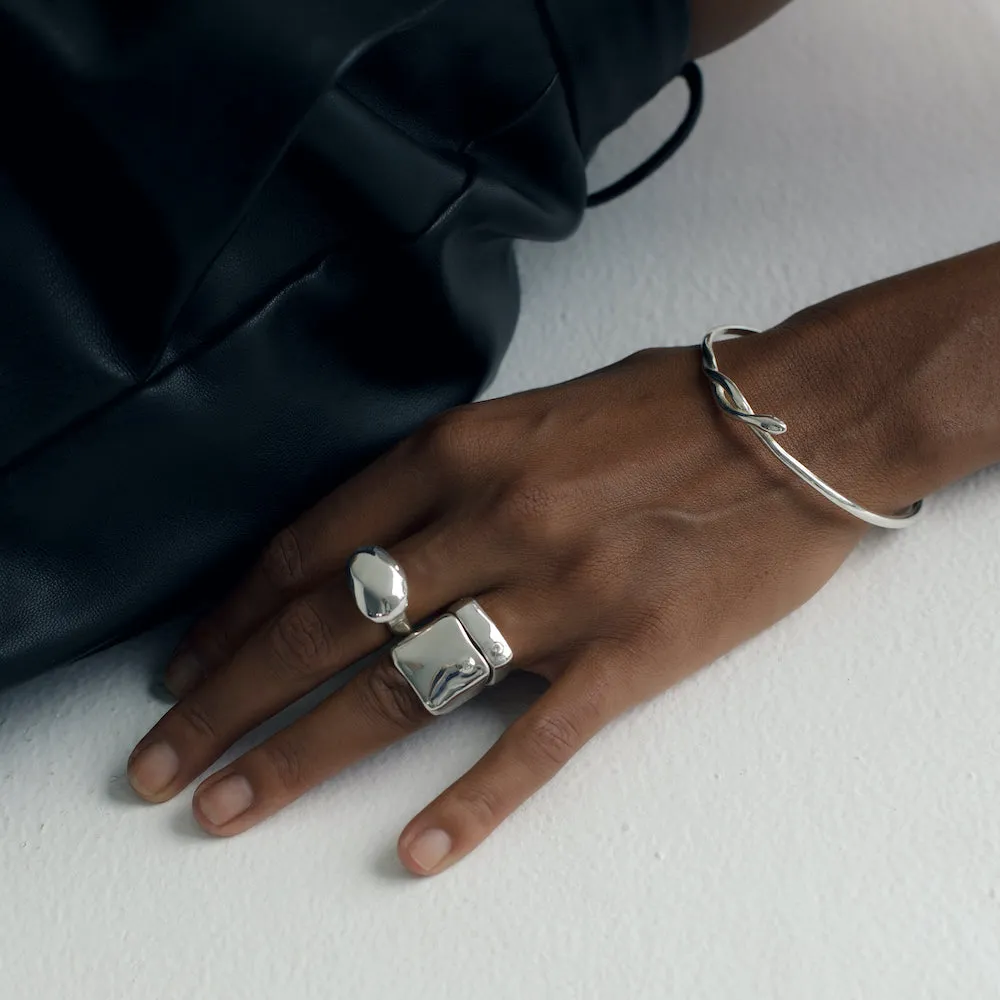 NOLA RING