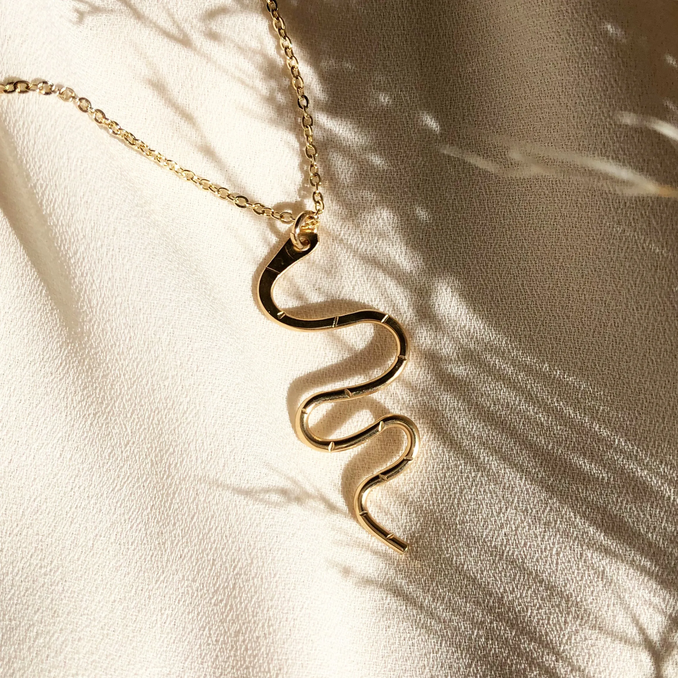 ORR SERPENT NECKLACE