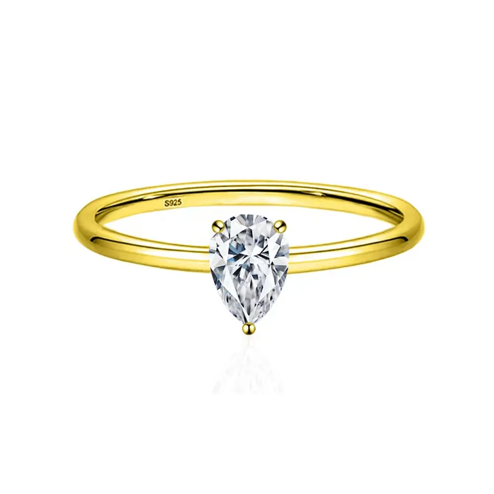 Pear/Tear Drop Moissanite Diamond Ring in Yellow/White Gold