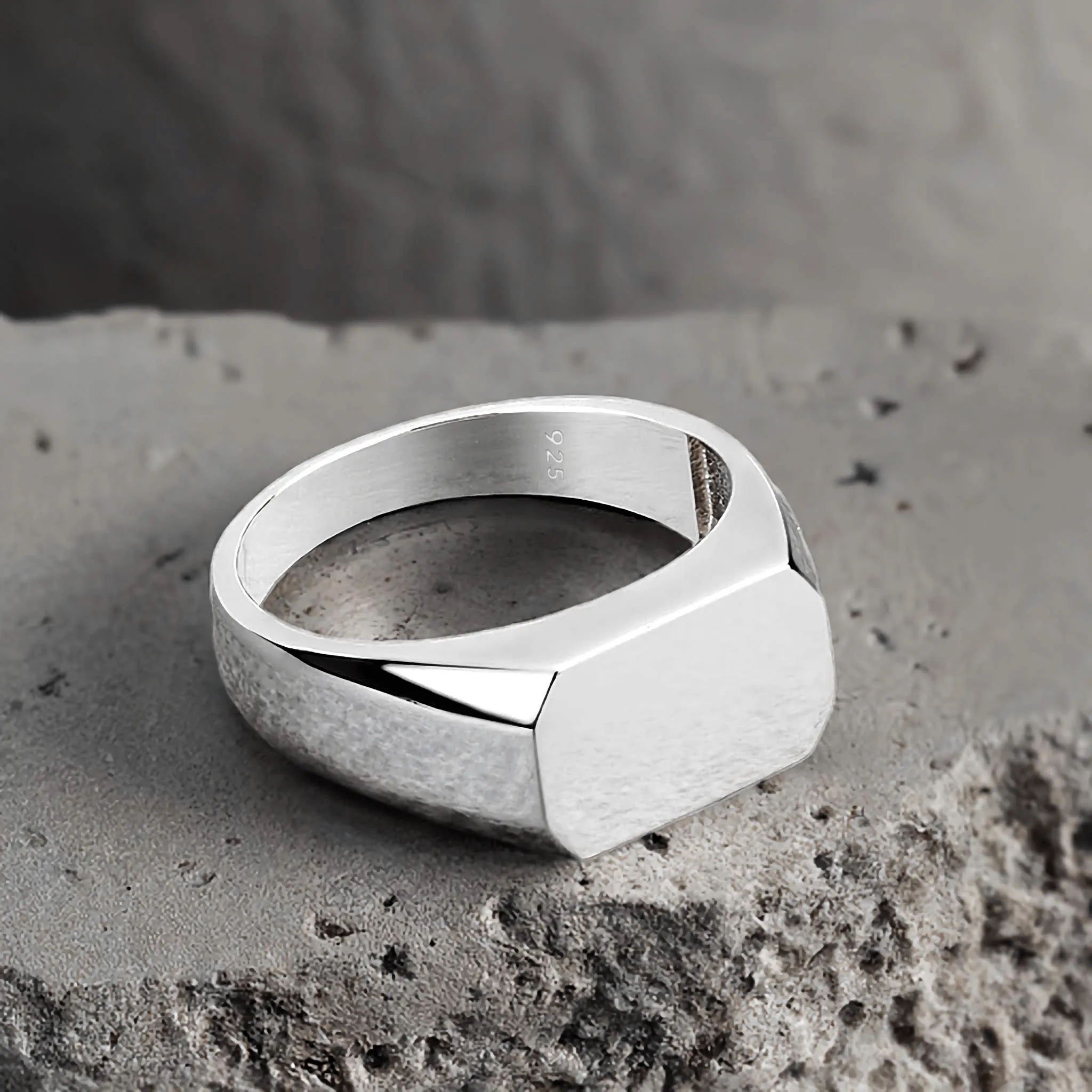 Plain Rectangle Signet Ring for Man in Solid 925 Sterling Silver