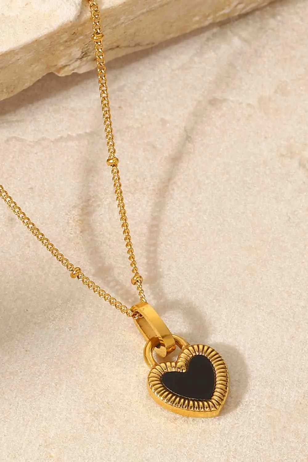 Playful Heart Contrast Necklace