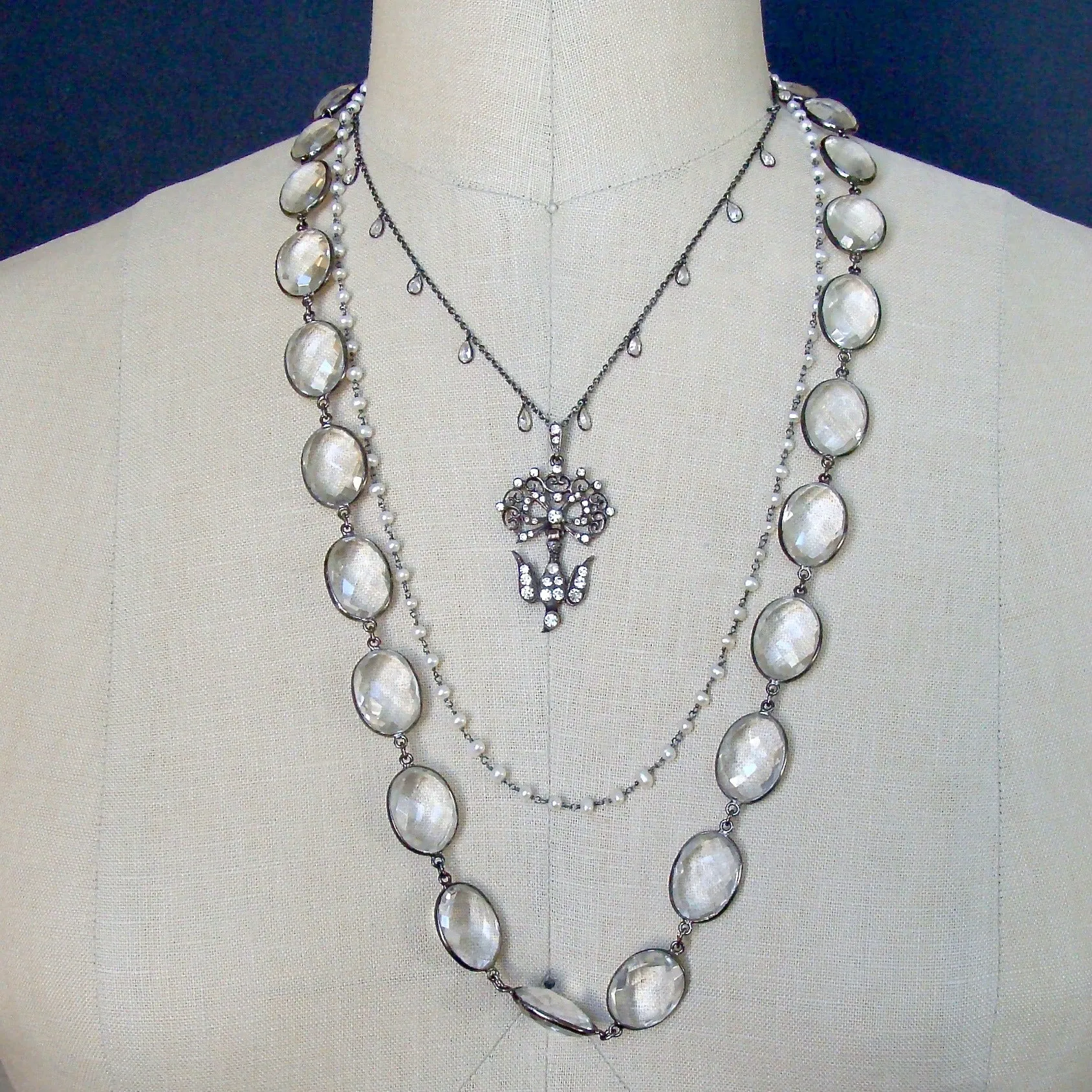 Rock Crystal Pearls White Topaz Antique Paste Saint Esprit Bird Pendant - Saint Esprit Necklace