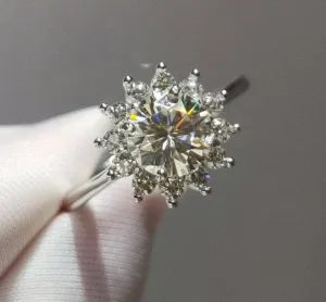 Round Cut 1 Carat Diamond Sunflower Engagement Ring