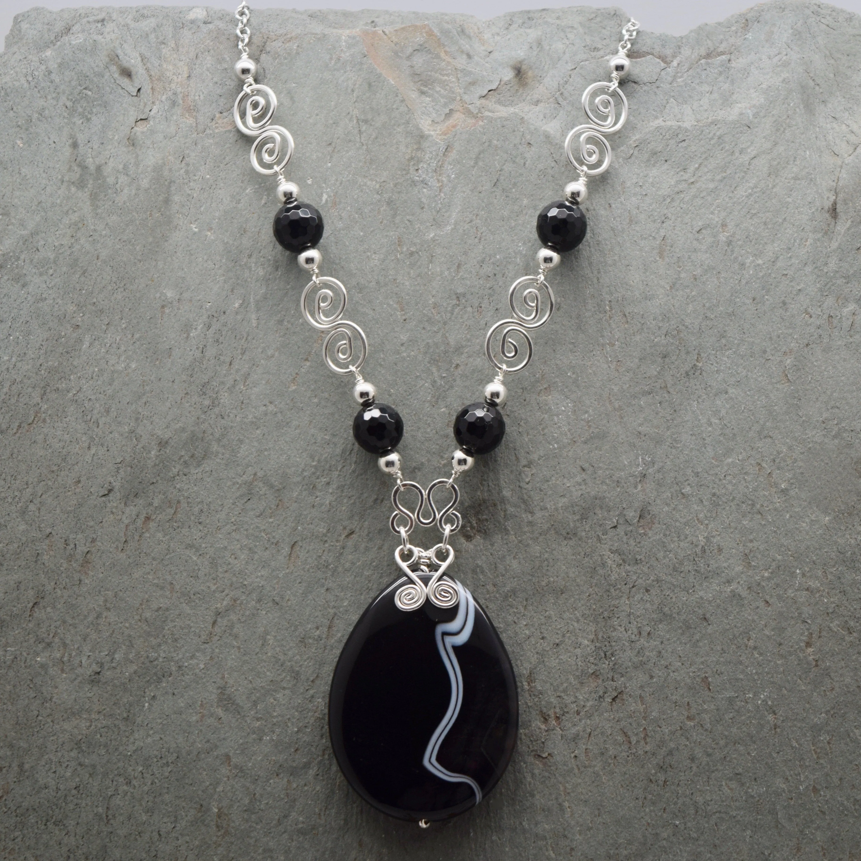 Sardonyx Black and White Necklace