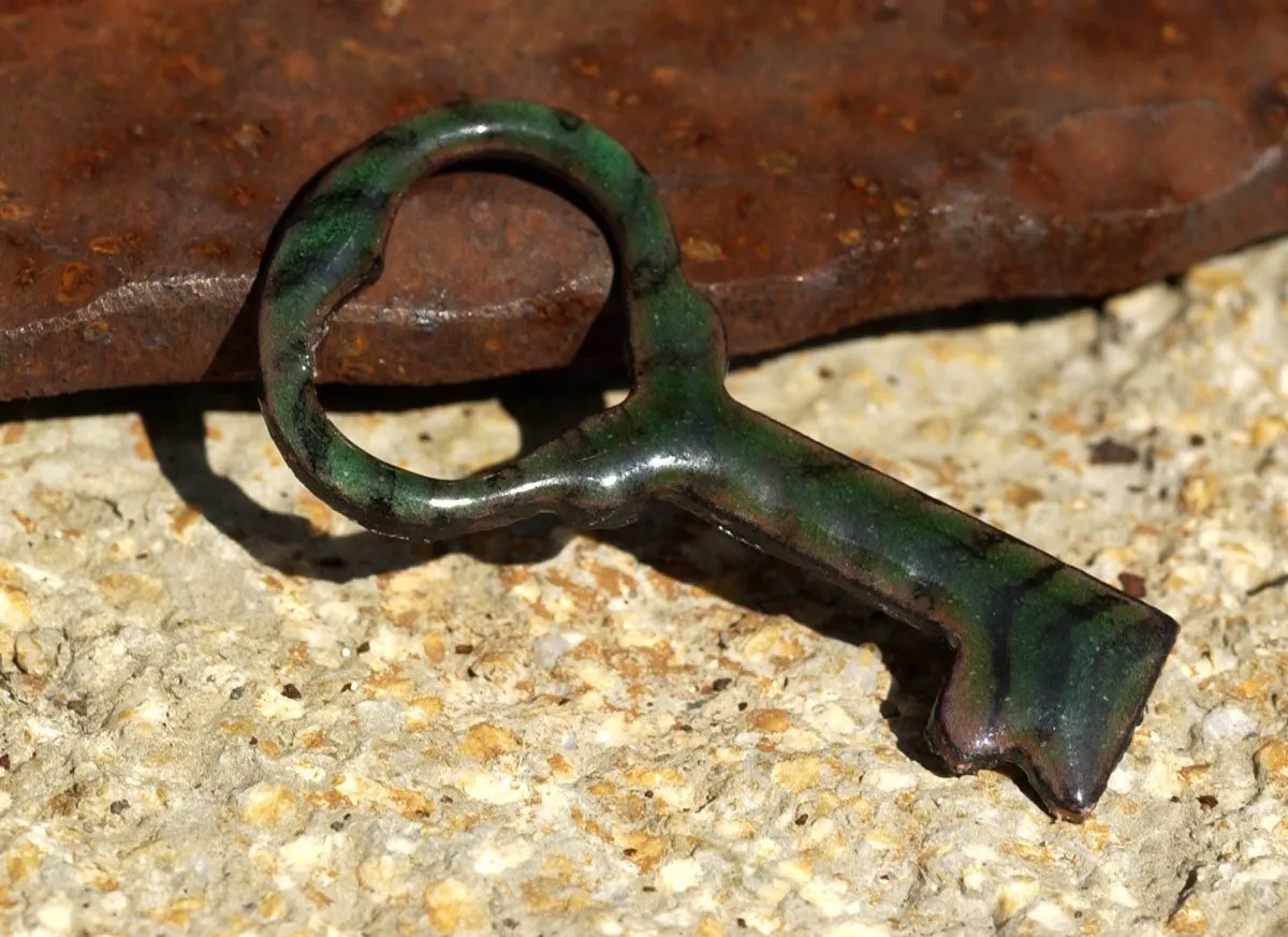 Smooth Key Large 50mm x 20mm Cutout key pendant