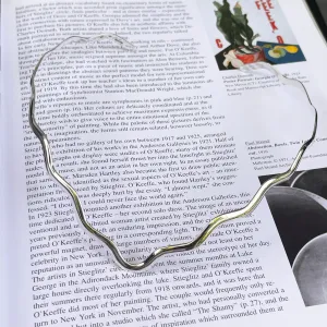 Sterling Silver Wavy V-Shape Open Neck Wire Collar Necklace