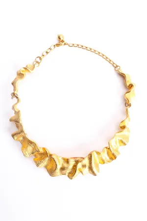 Swirl Crinkle Collar Necklace