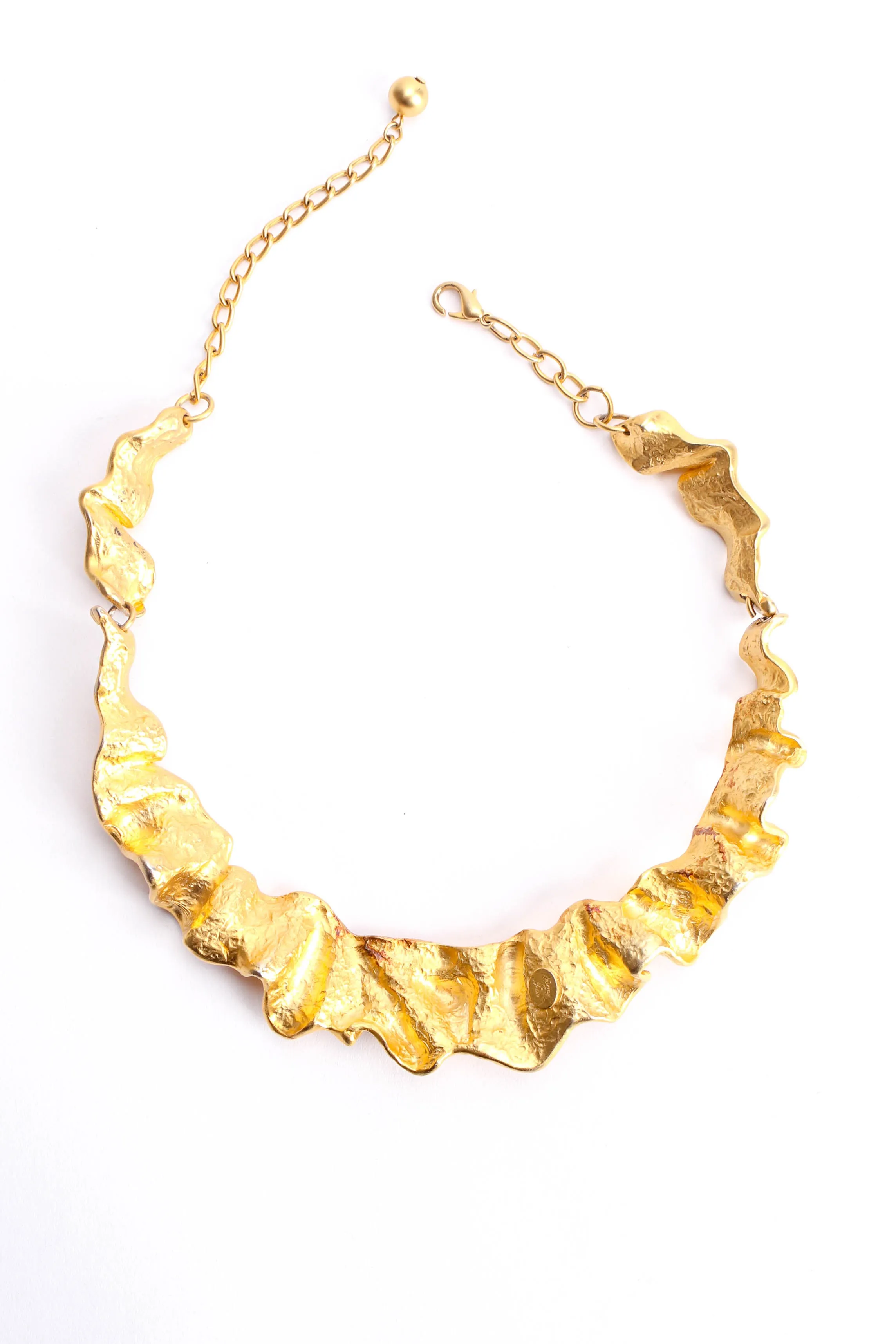 Swirl Crinkle Collar Necklace