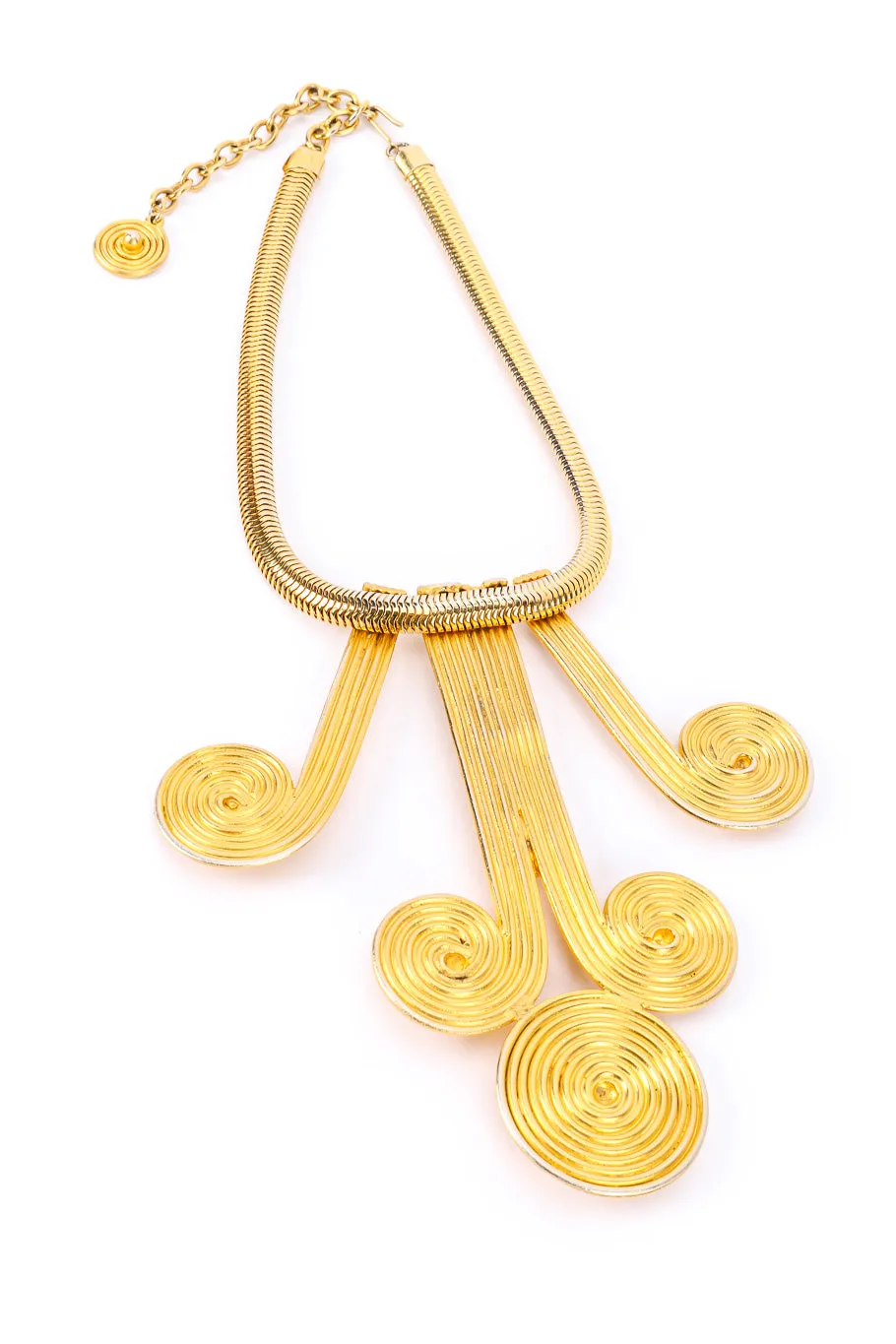 Swirl Motif Pendant Necklace